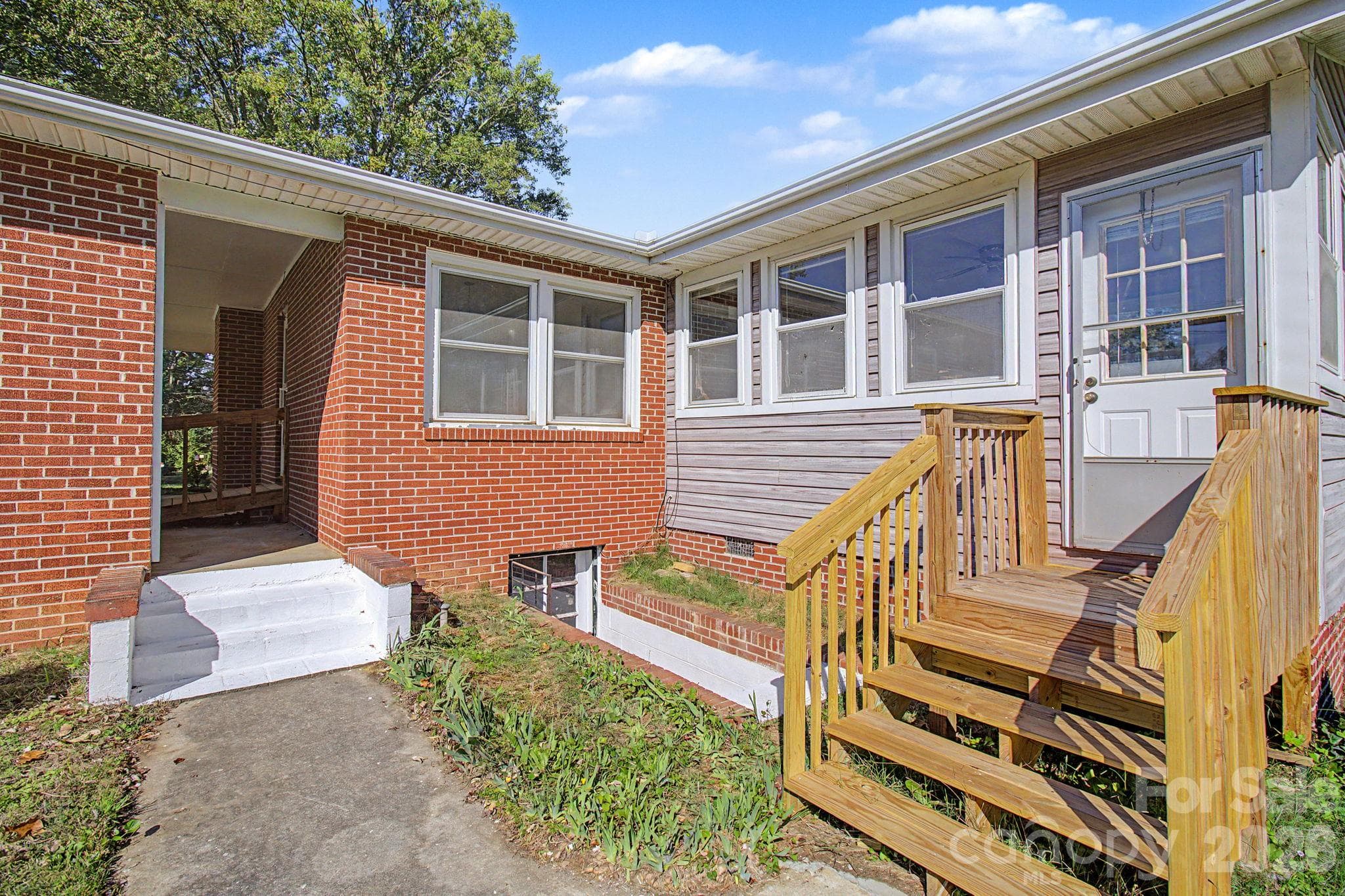 Out back to generously large yard - 188 Pinner Road, Arden