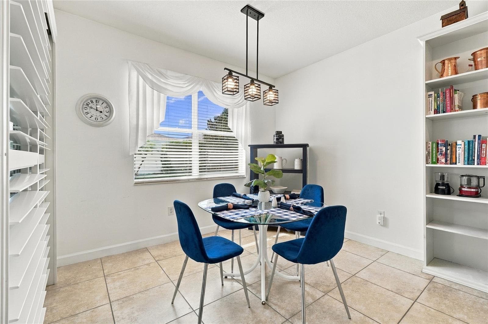 Single Family Residence at 4043 BEDFORD AVE, WINTER HAVEN, photo 11 of 65