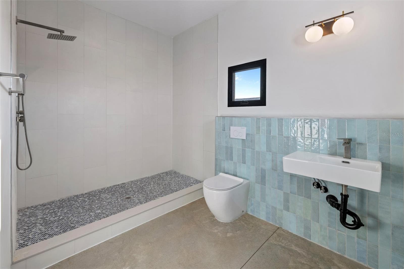Single Family Residence at 521 BAYWOOD DR S, DUNEDIN, photo 48 of 90