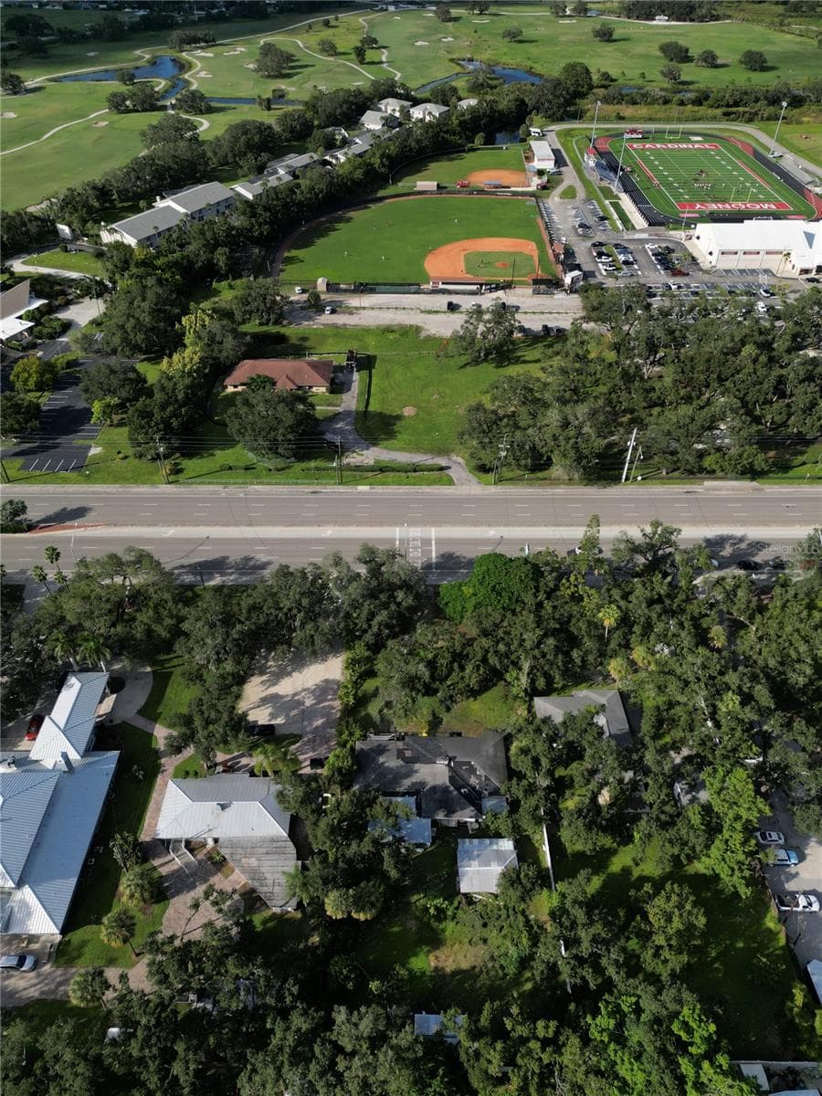 Single Family Residence at 4050 FRUITVILLE RD, SARASOTA, photo 5 of 13
