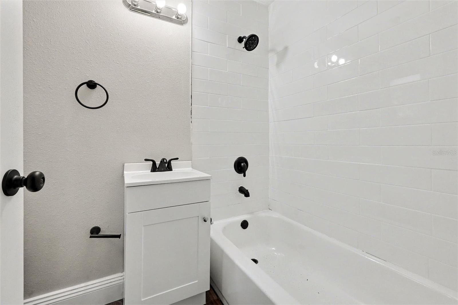 Single Family Residence at 3022 COMMONWEALTH AVE, JACKSONVILLE, photo 17 of 29