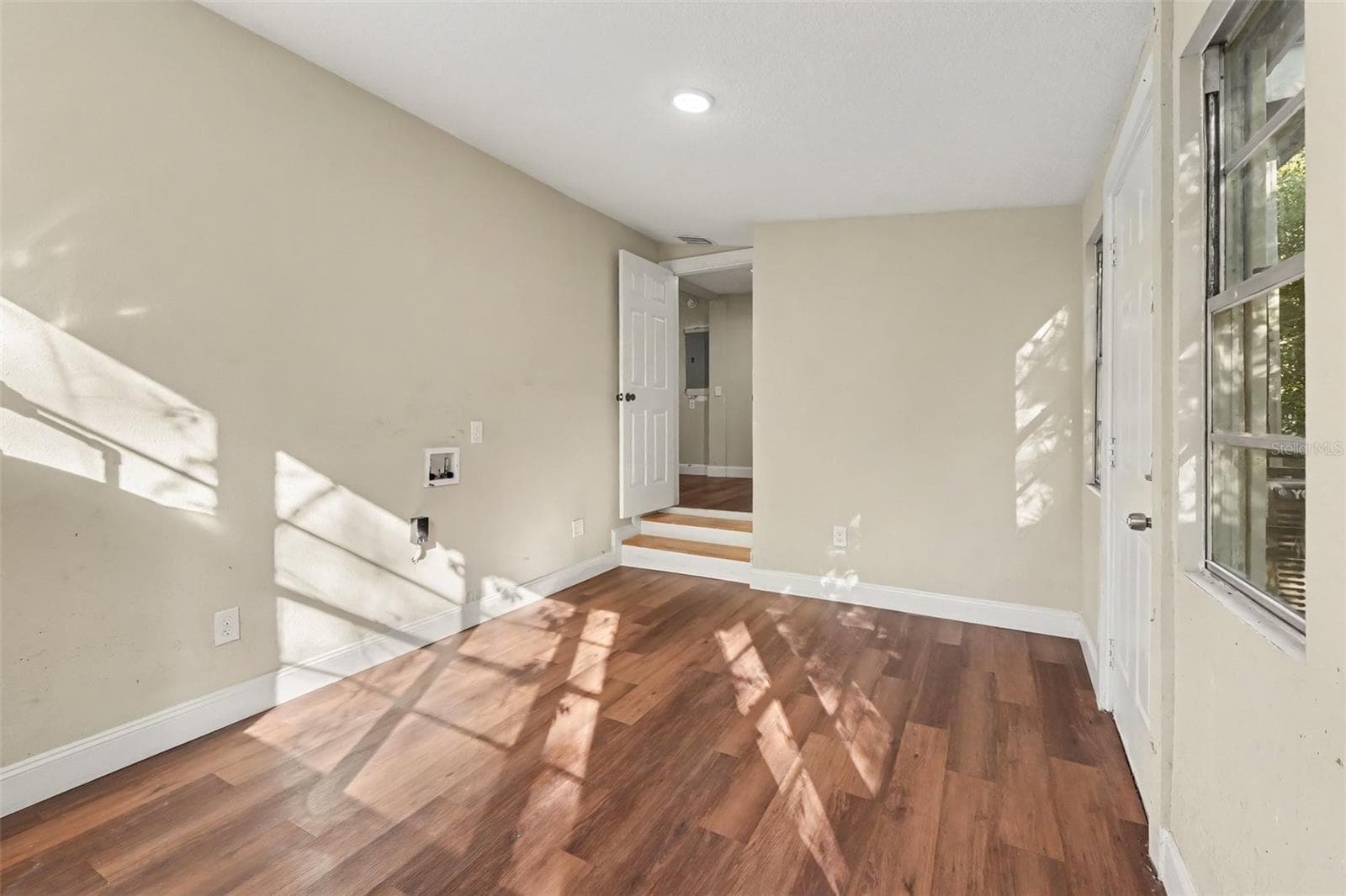 Single Family Residence at 3022 COMMONWEALTH AVE, JACKSONVILLE, photo 25 of 29