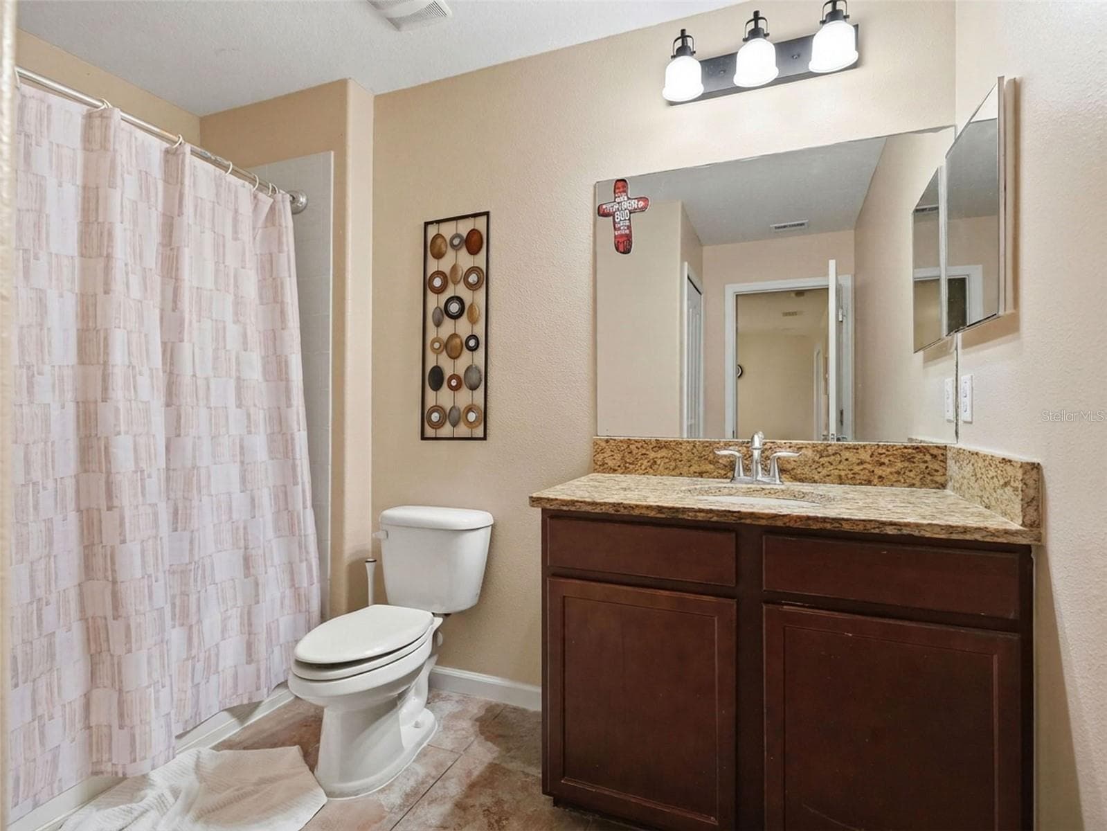 Single Family Residence at 13808 CRATER CIR, HUDSON, photo 23 of 36