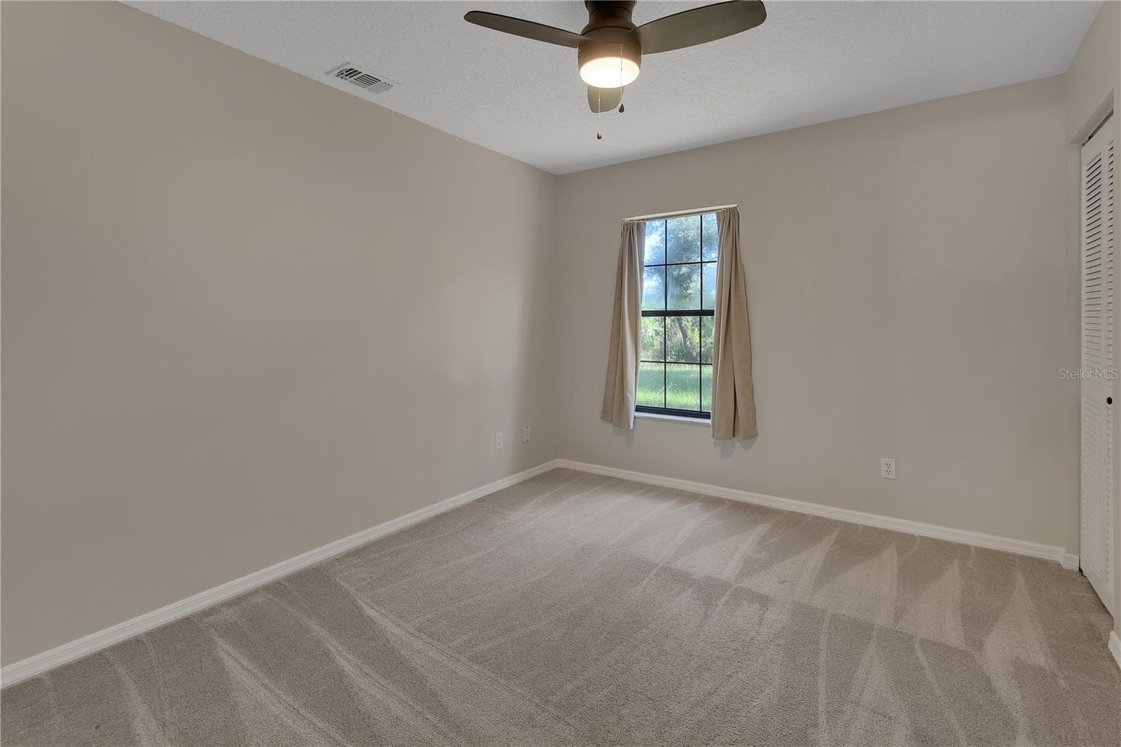 Single Family Residence at 840 HADDEN LN, DELTONA, photo 19 of 33
