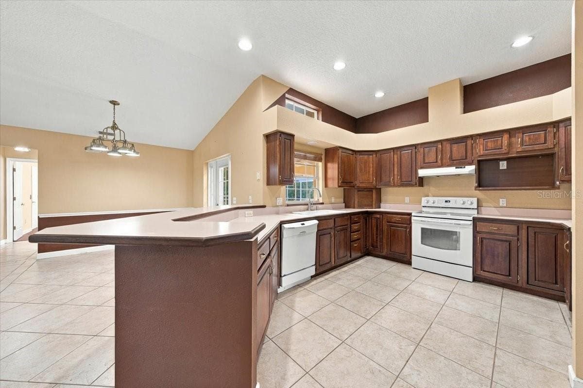 Single Family Residence at 24 KEEBLE AVE, DEBARY, photo 13 of 65