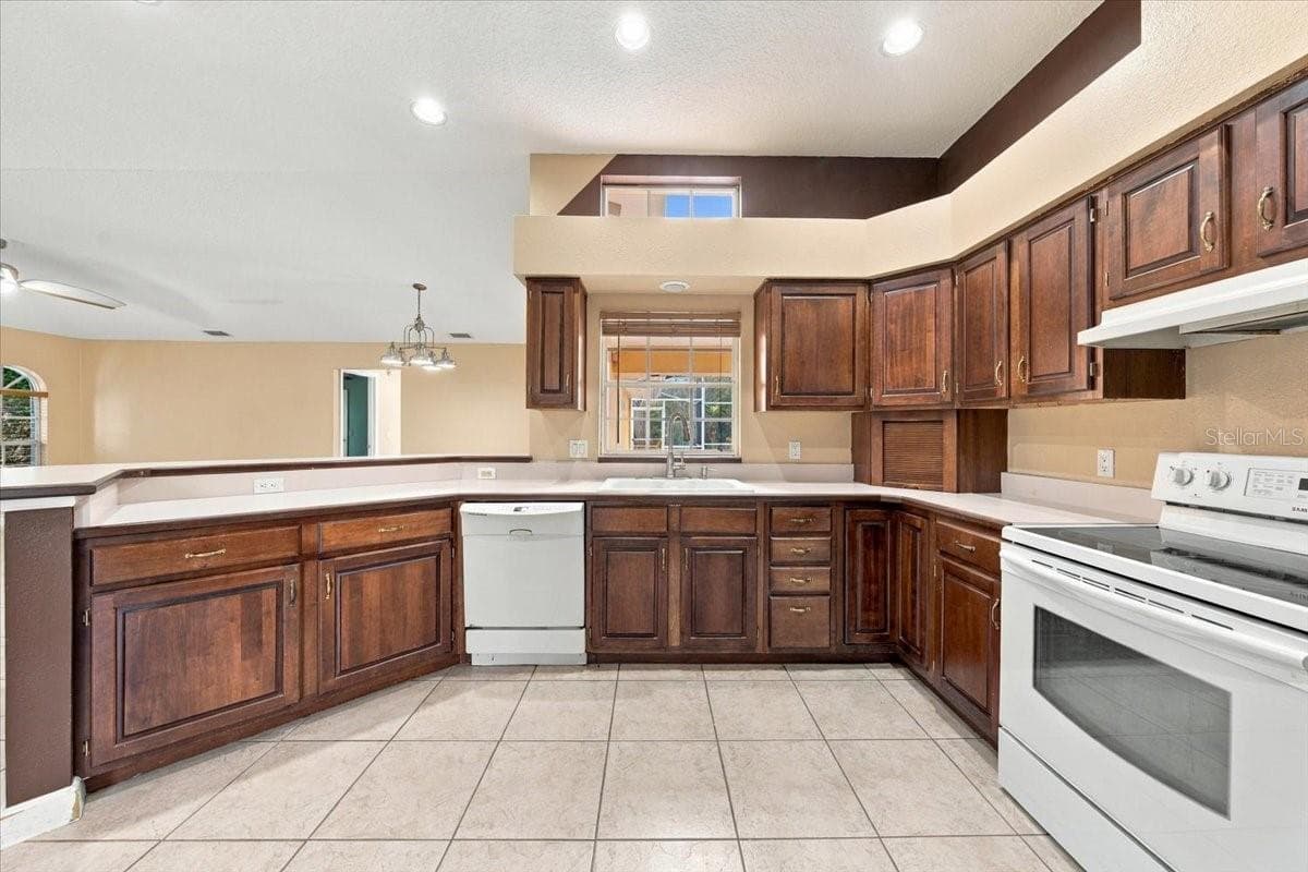 Single Family Residence at 24 KEEBLE AVE, DEBARY, photo 16 of 65