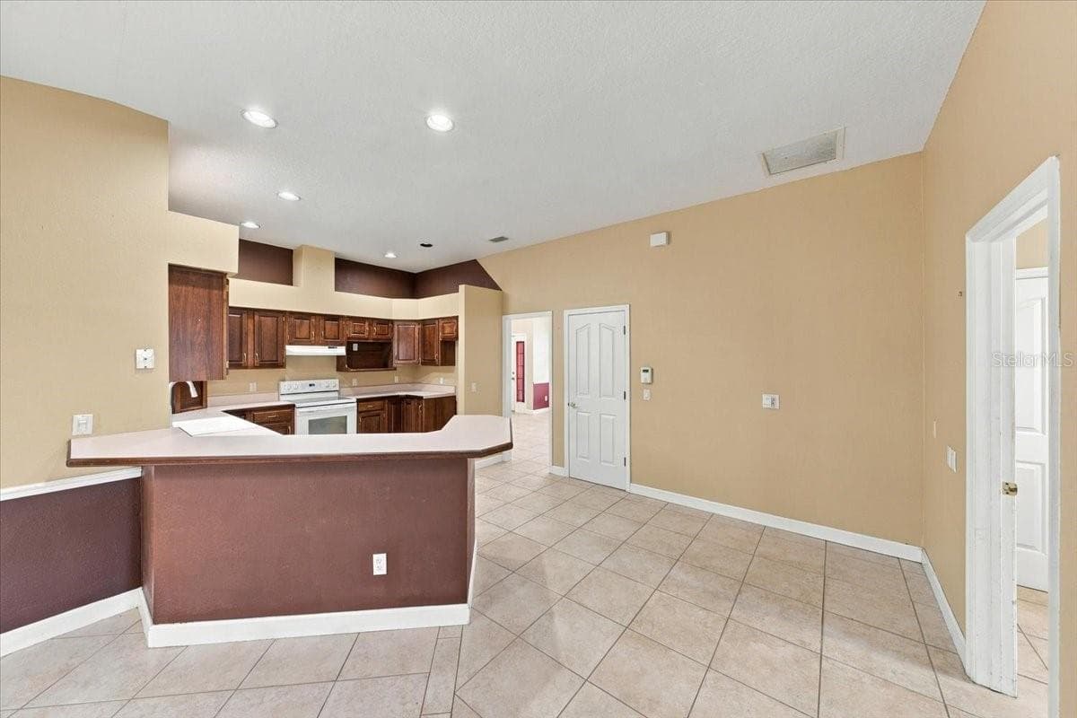 Single Family Residence at 24 KEEBLE AVE, DEBARY, photo 18 of 65