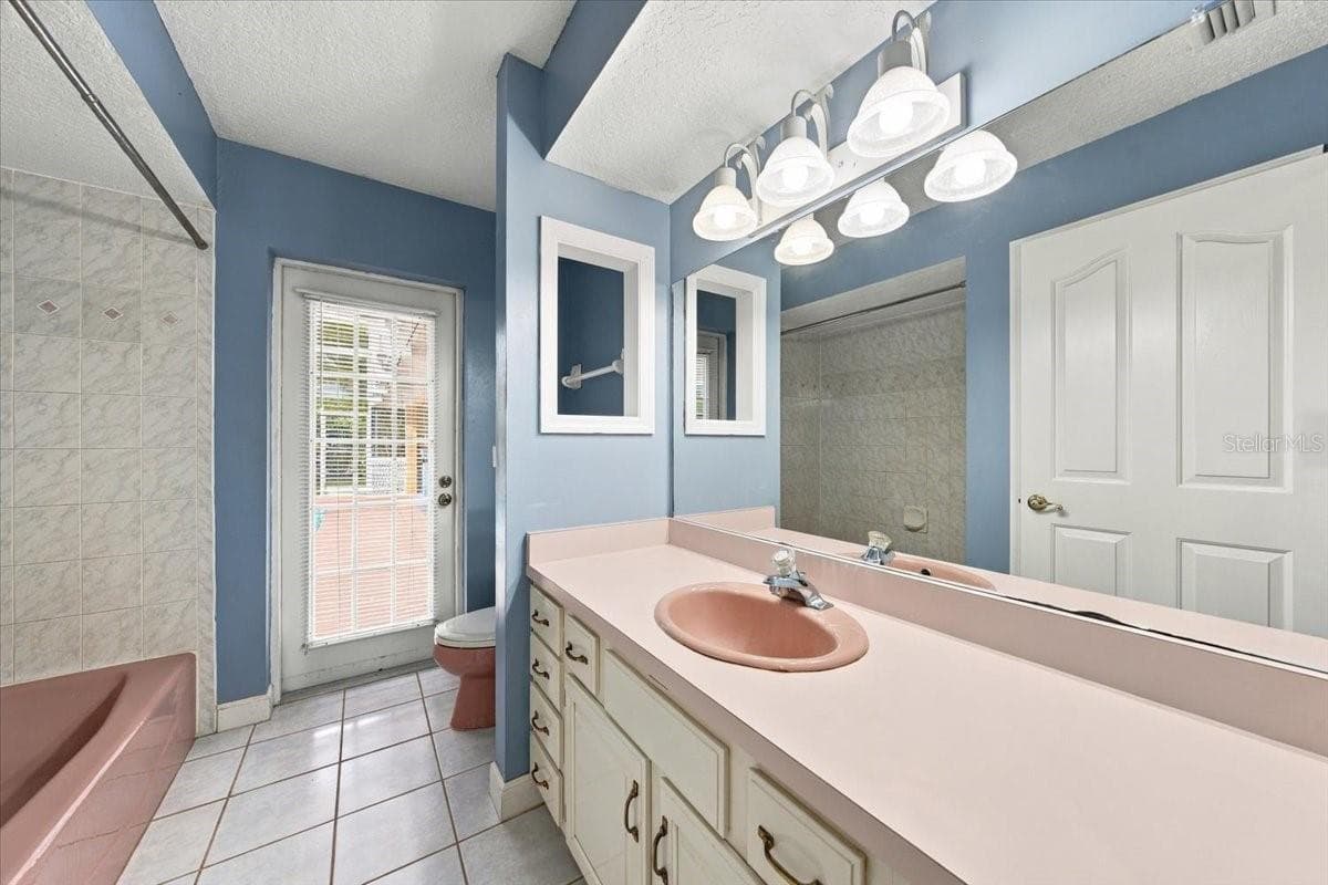Single Family Residence at 24 KEEBLE AVE, DEBARY, photo 32 of 65