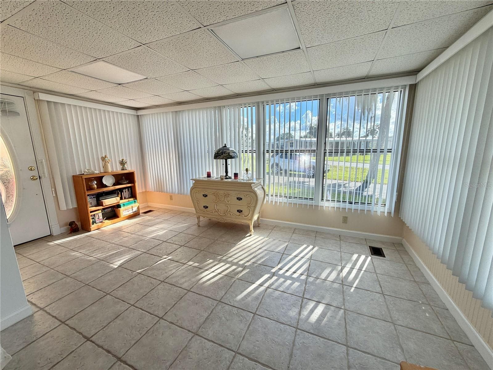 Mobile Home at 342 PALO VERDE DR, LEESBURG, photo 5 of 56