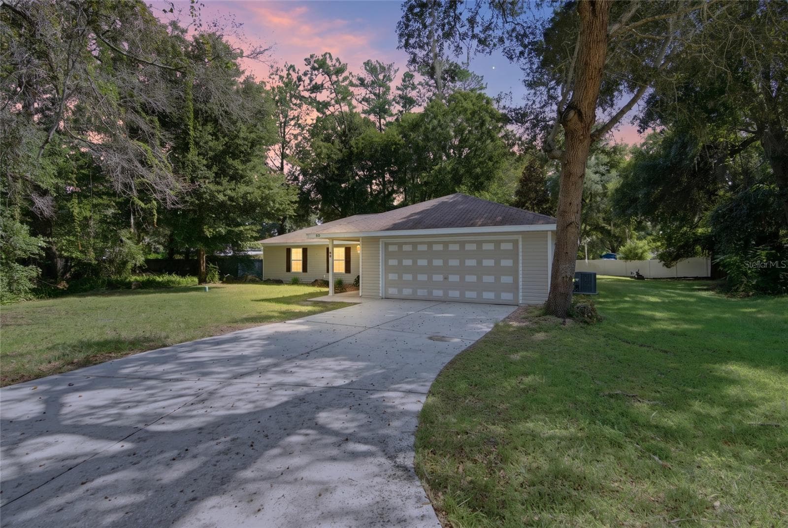 Single Family Residence at 23 REDWOOD RUN CRSE, OCALA, photo 2 of 44