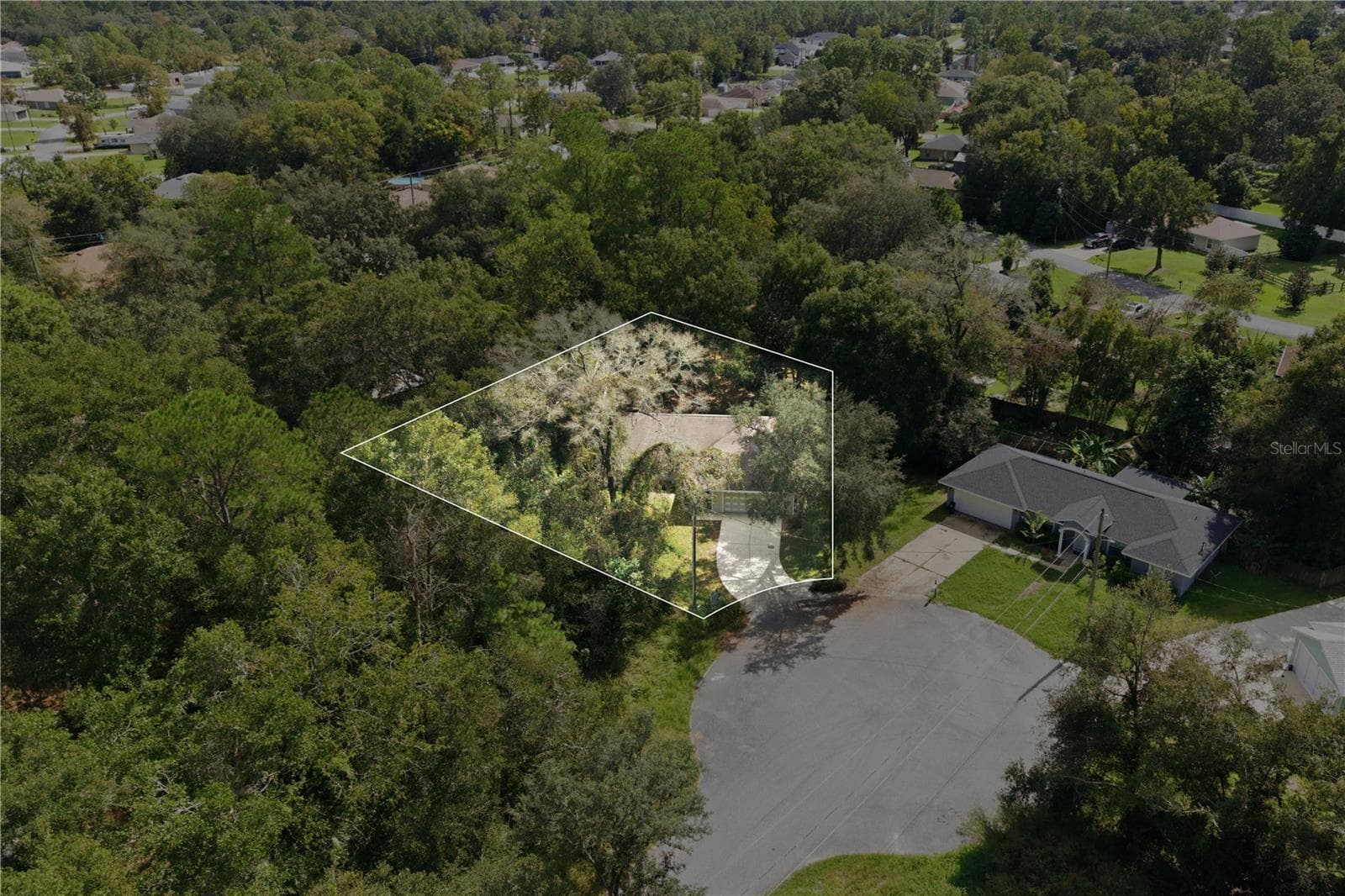 Single Family Residence at 23 REDWOOD RUN CRSE, OCALA, photo 3 of 44