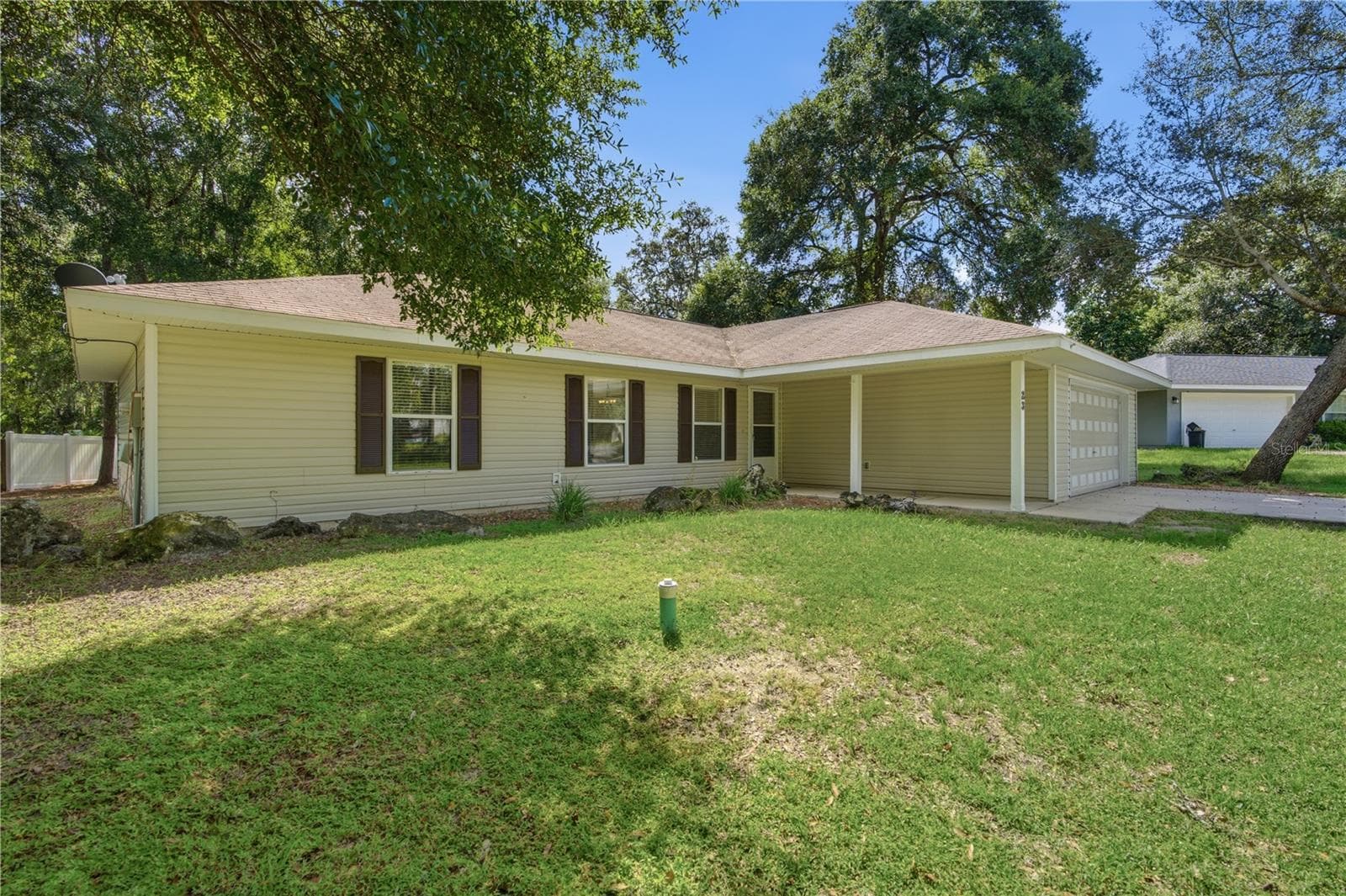 Single Family Residence at 23 REDWOOD RUN CRSE, OCALA, photo 4 of 44