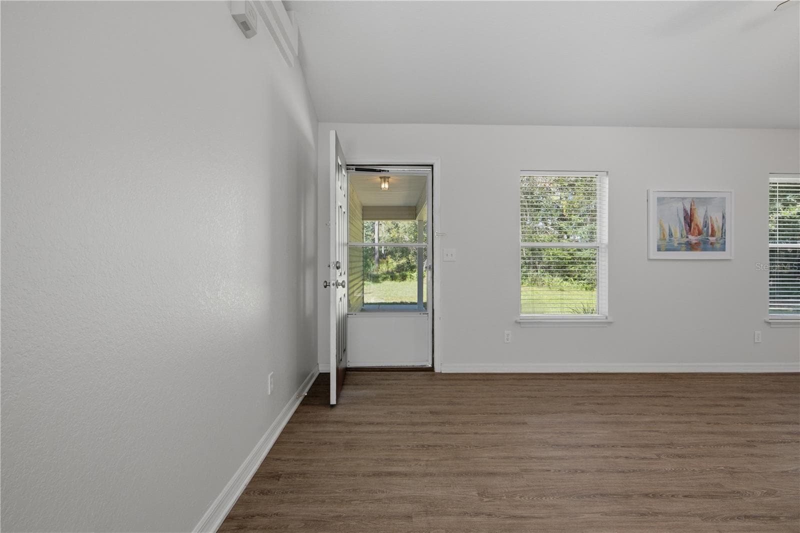 Single Family Residence at 23 REDWOOD RUN CRSE, OCALA, photo 7 of 44