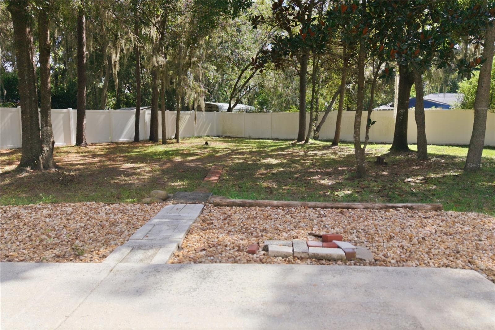 Single Family Residence at 23 REDWOOD RUN CRSE, OCALA, photo 33 of 44