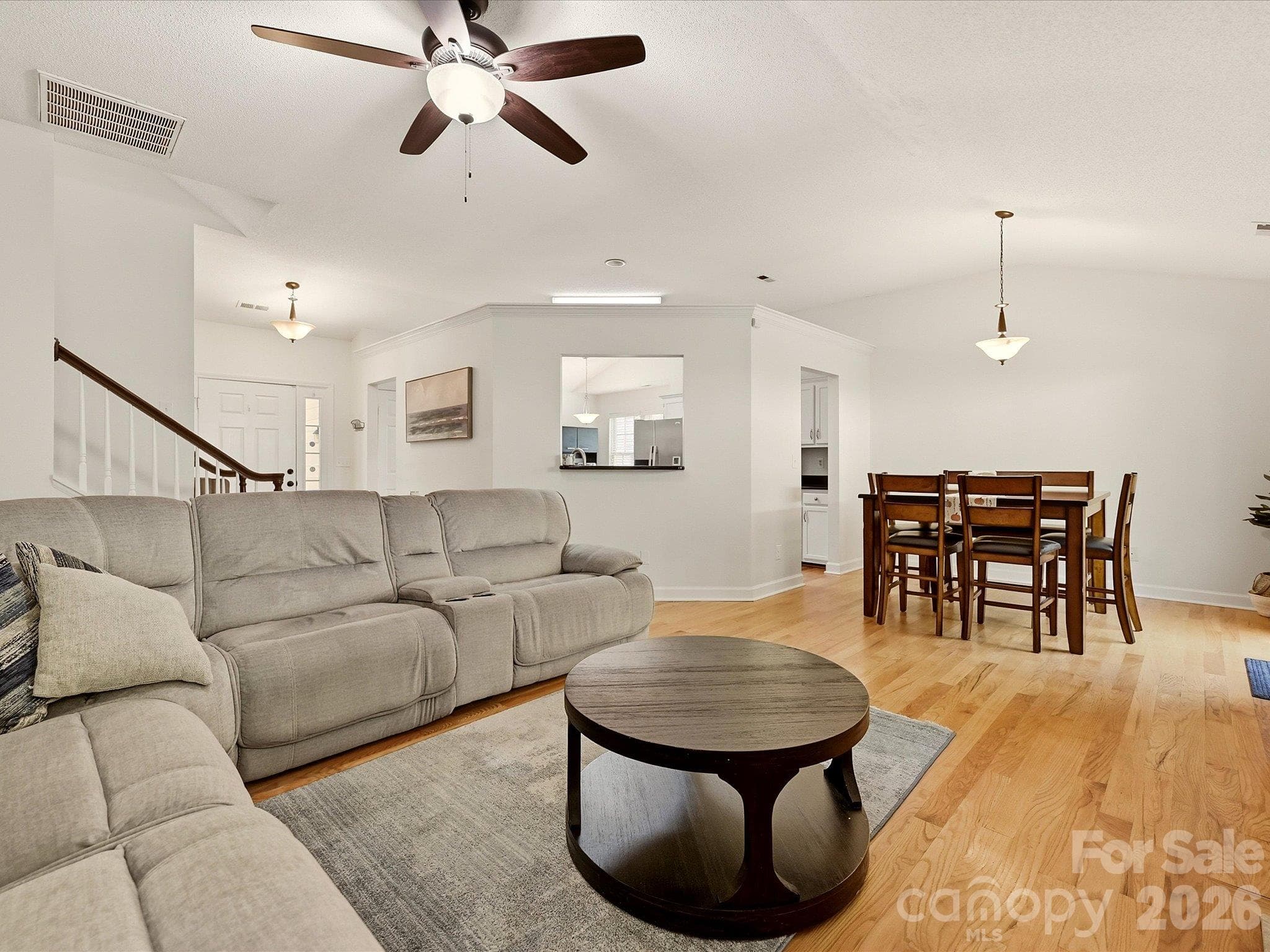 Single Family Residence at 6701 Sweetfield Drive, Charlotte, photo 4 of 29
