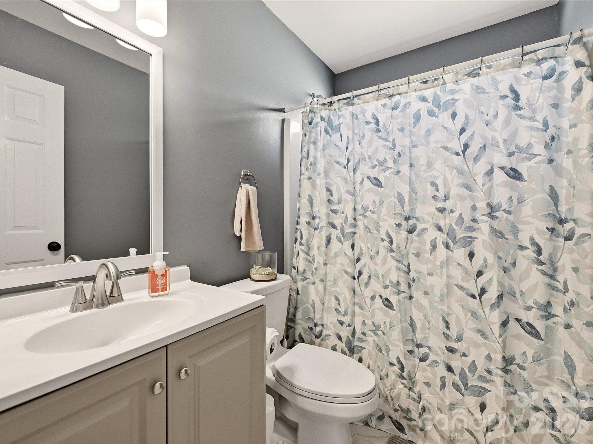 Single Family Residence at 6701 Sweetfield Drive, Charlotte, photo 20 of 29