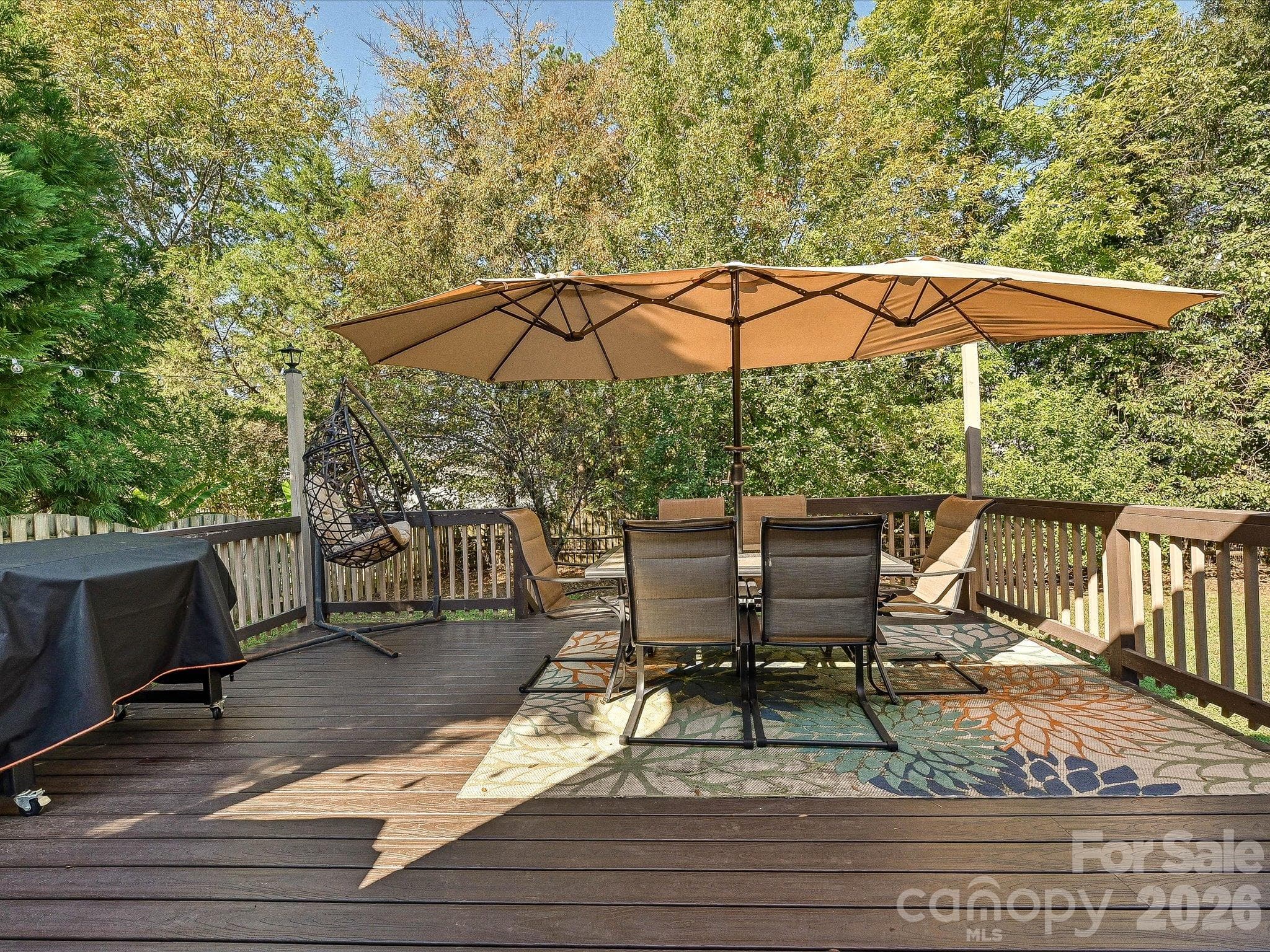 Single Family Residence at 6701 Sweetfield Drive, Charlotte, photo 24 of 29