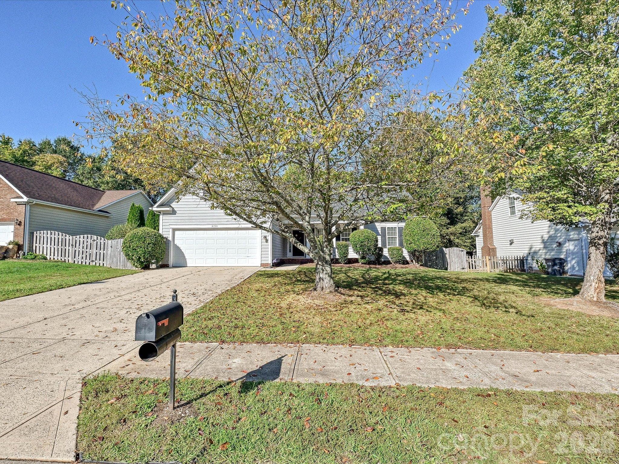 Single Family Residence at 6701 Sweetfield Drive, Charlotte, photo 29 of 29