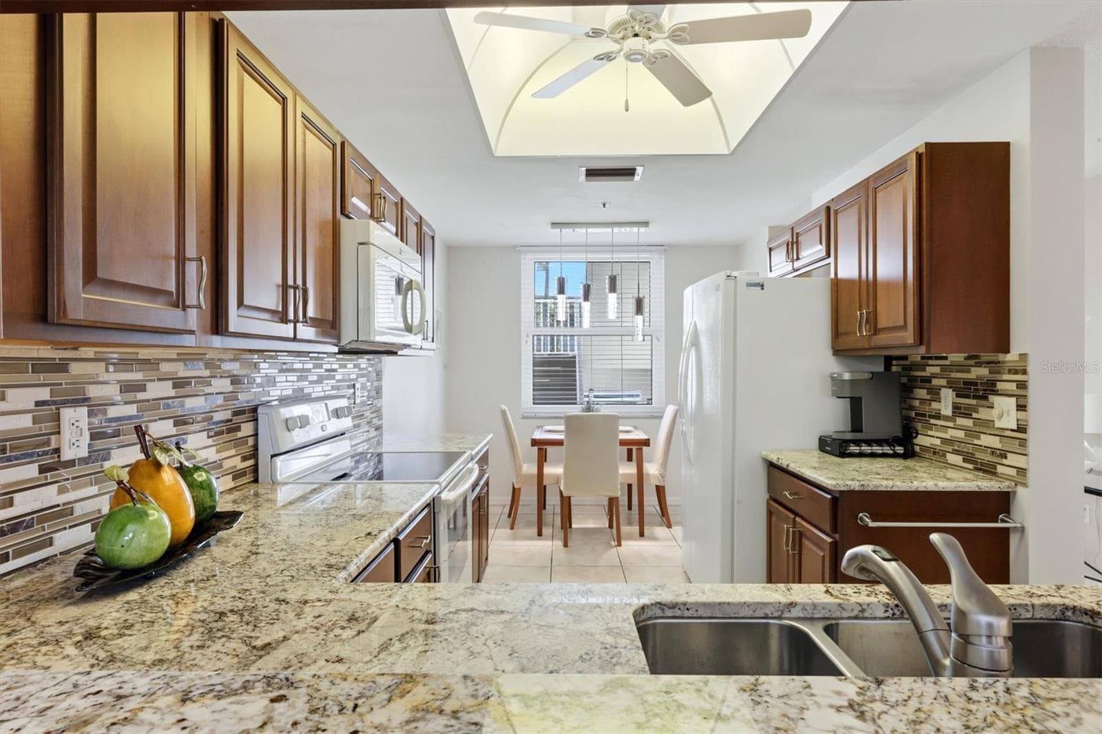 Condominium at 8750 OLDE HICKORY AVE #9209, SARASOTA, photo 15 of 64