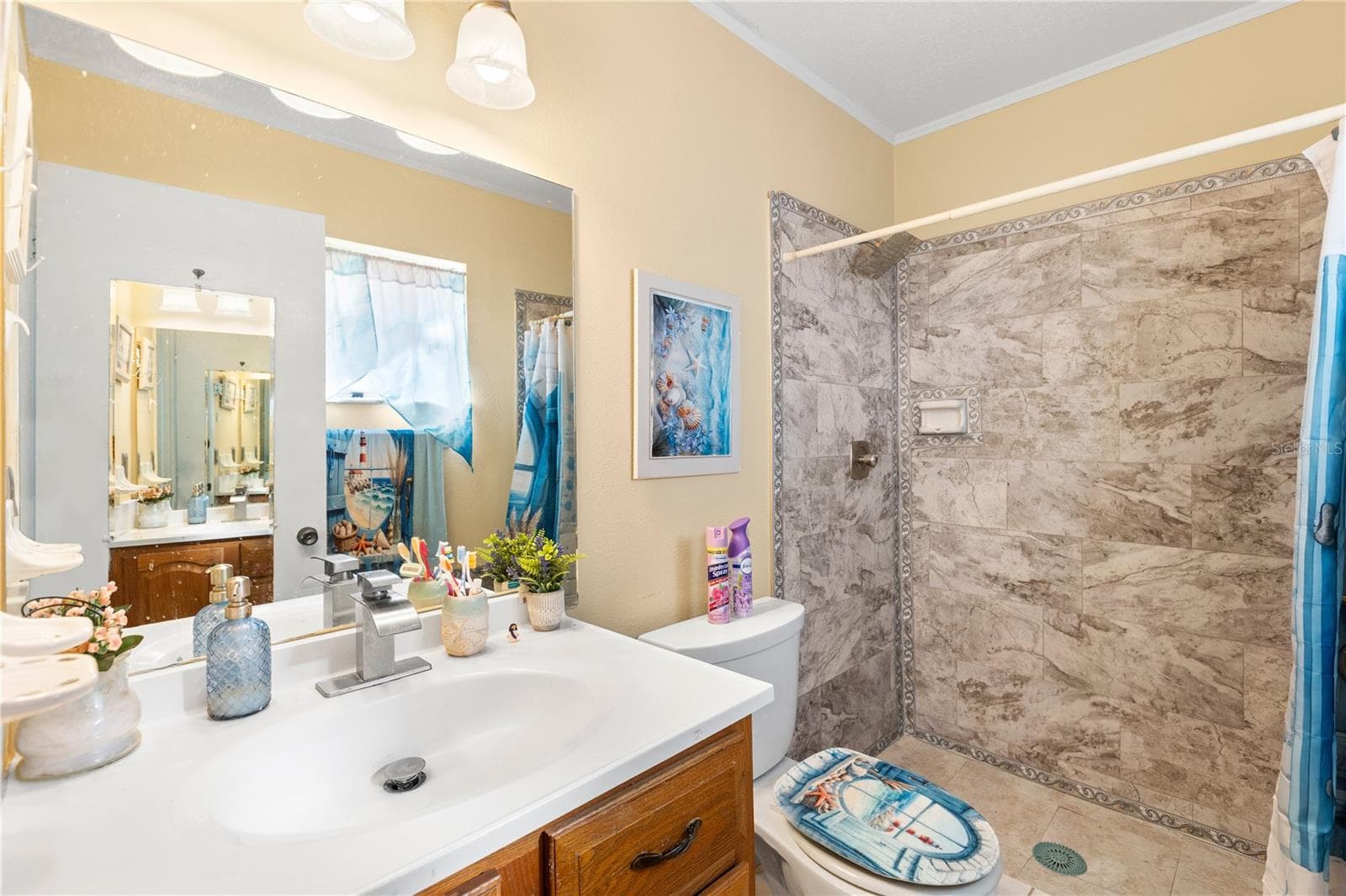 primary bathroom - 7418 RIVERBANK DR, NEW PORT RICHEY