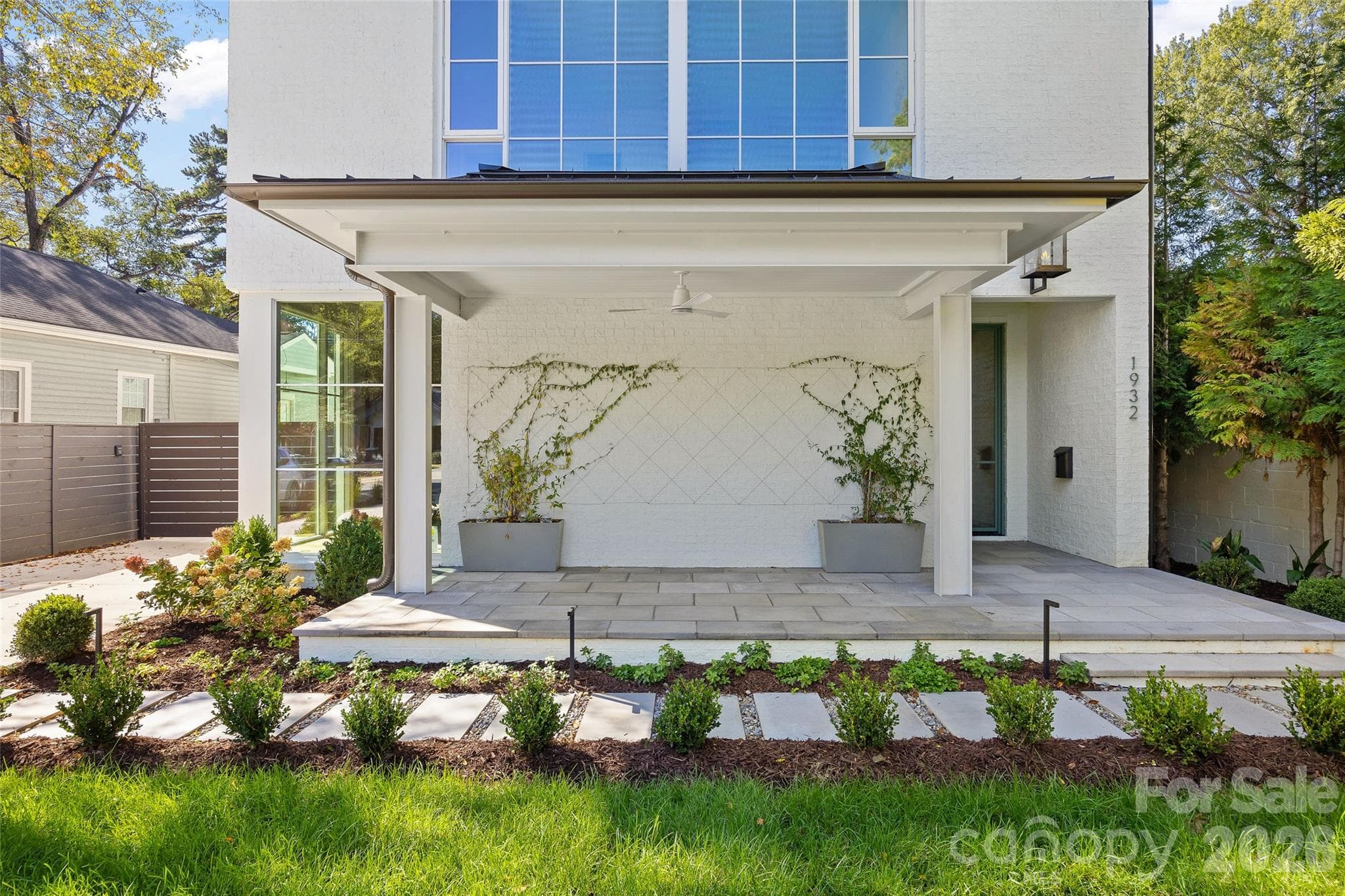 Front Porch - 1932 E 8th Street, Charlotte