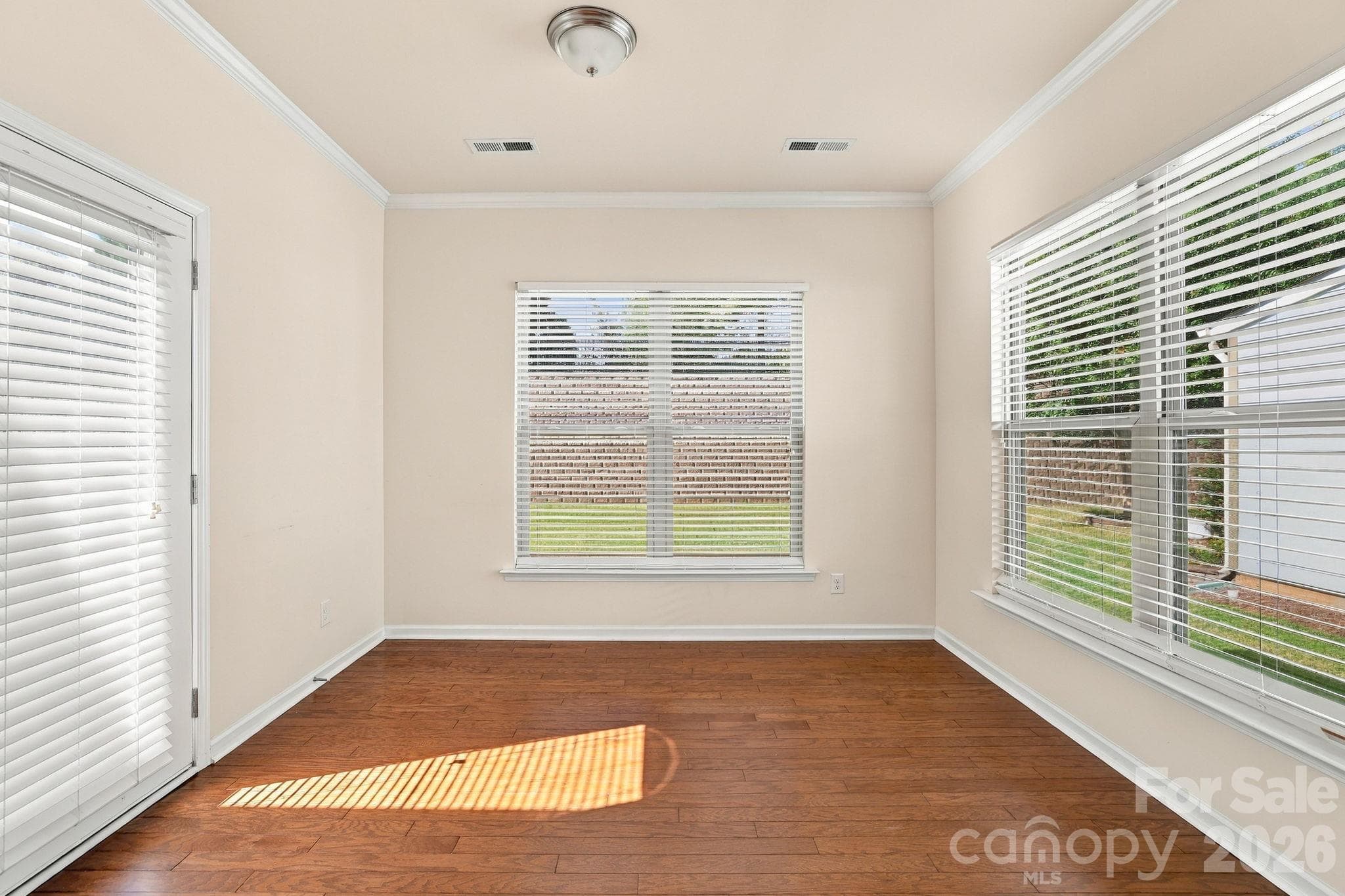 Single Family Residence at 349 Harvest Valley Lane, Fort Mill, photo 16 of 47