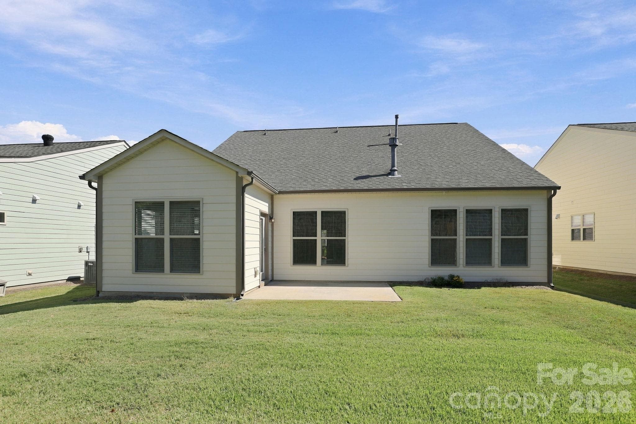 Single Family Residence at 349 Harvest Valley Lane, Fort Mill, photo 30 of 47