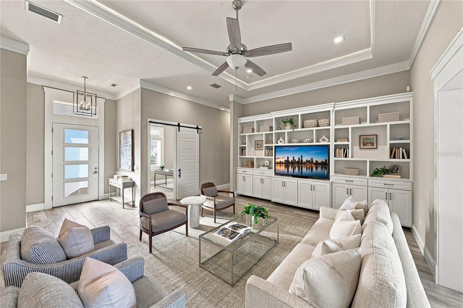 Living Room - 6530 EMERALD WOODS LN, LAKELAND