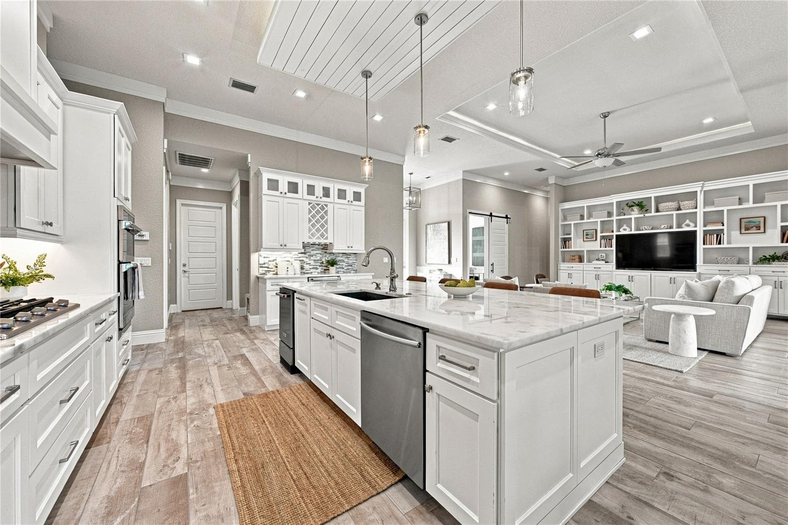 Single Family Residence at 6530 EMERALD WOODS LN, LAKELAND, photo 9 of 72