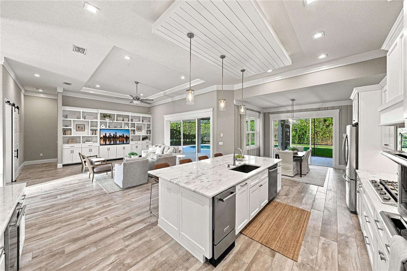 Single Family Residence at 6530 EMERALD WOODS LN, LAKELAND, photo 10 of 72
