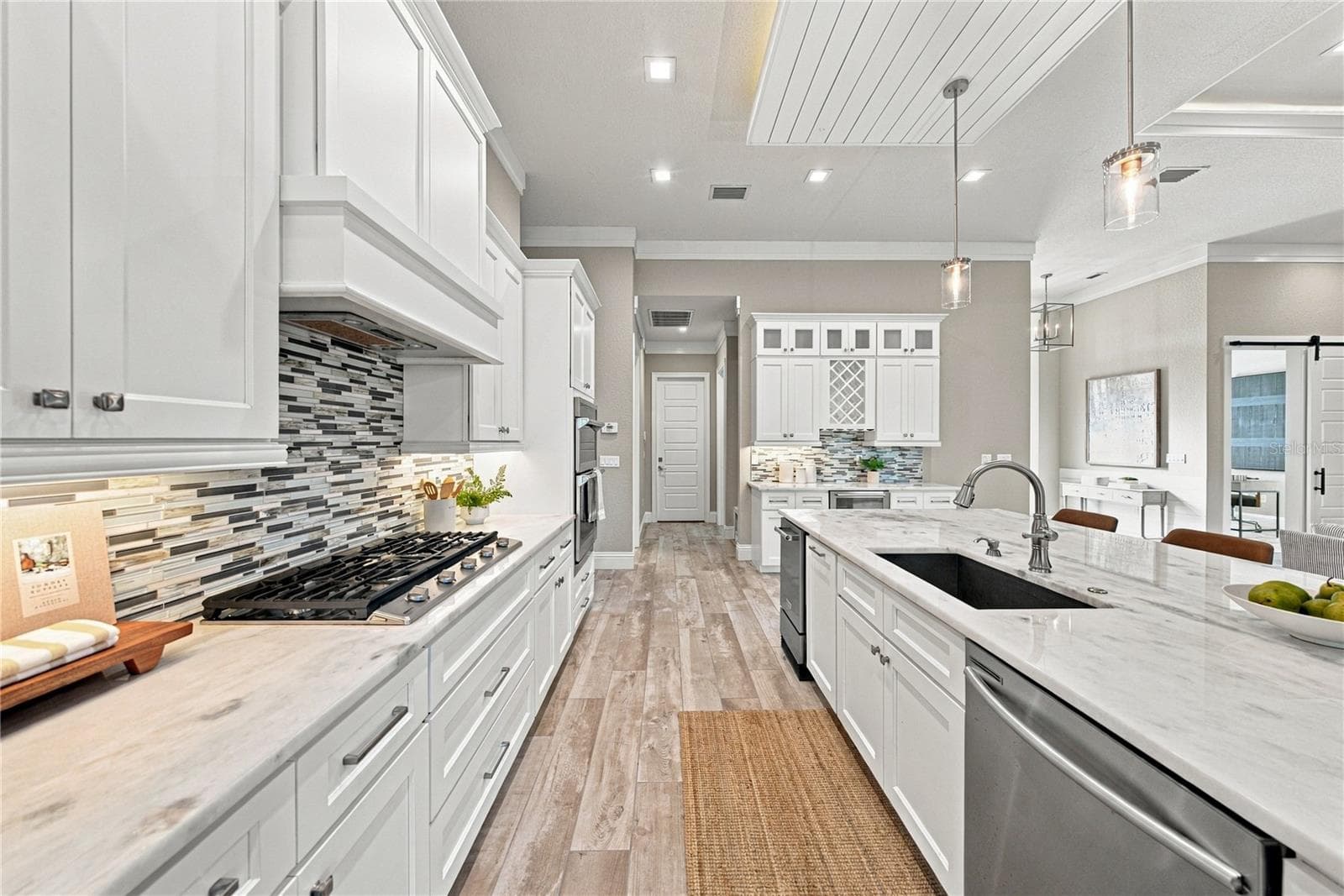 Single Family Residence at 6530 EMERALD WOODS LN, LAKELAND, photo 11 of 72