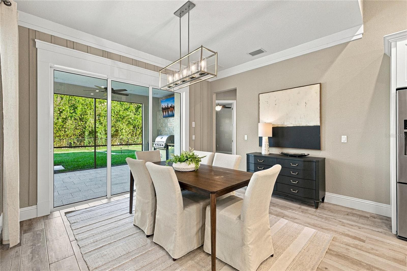 Dining Room w/ beautiful pool views - 6530 EMERALD WOODS LN, LAKELAND