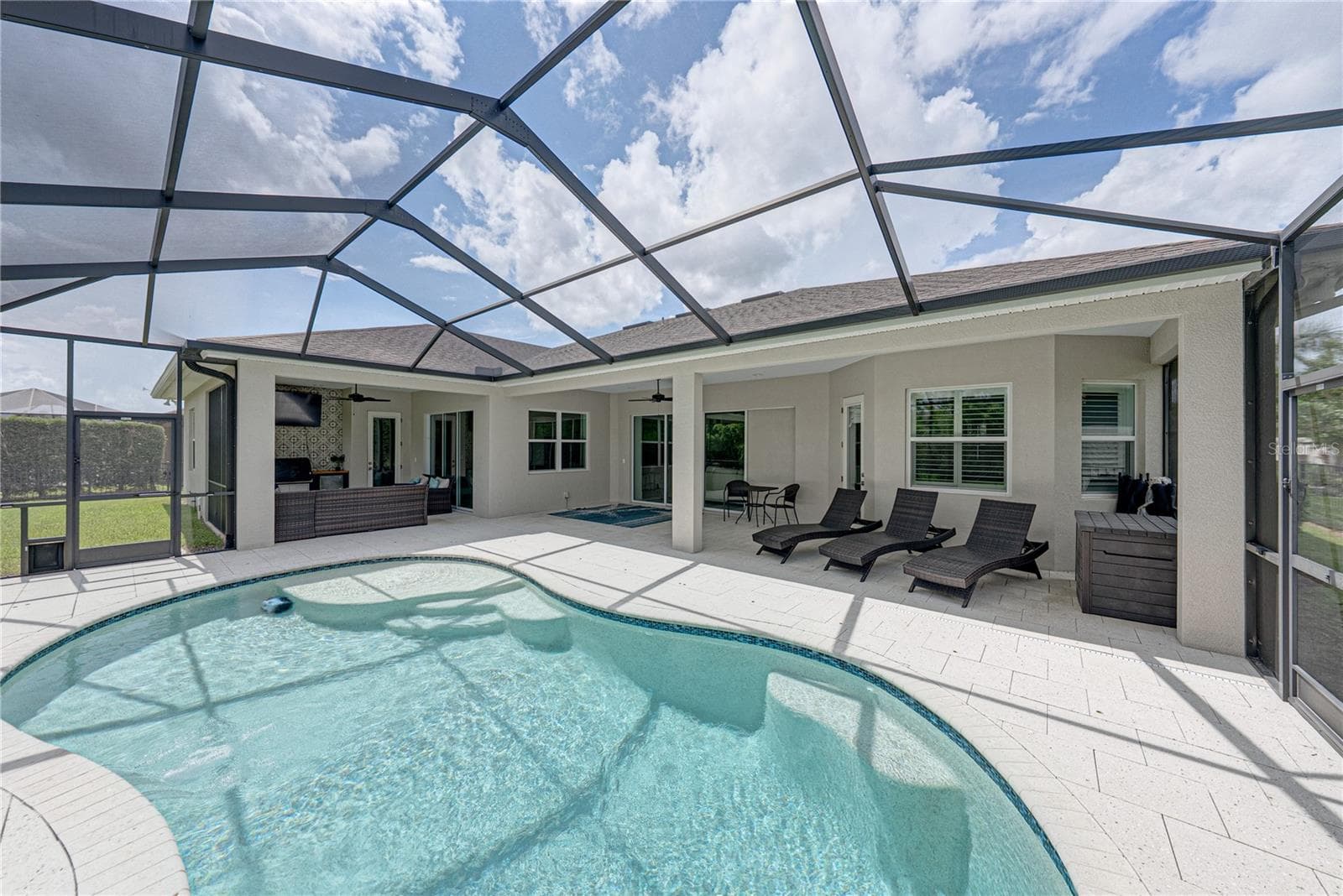 Heated saltwater pool - 6530 EMERALD WOODS LN, LAKELAND