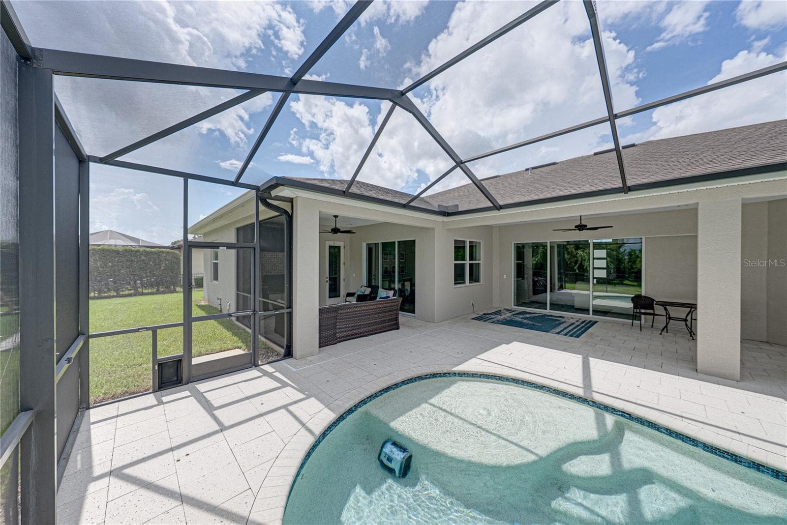Large lanai - 6530 EMERALD WOODS LN, LAKELAND