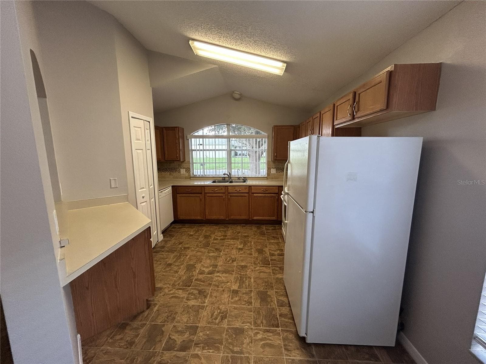 Single Family Residence at 629 GARBERIA DR, DAVENPORT, photo 5 of 16