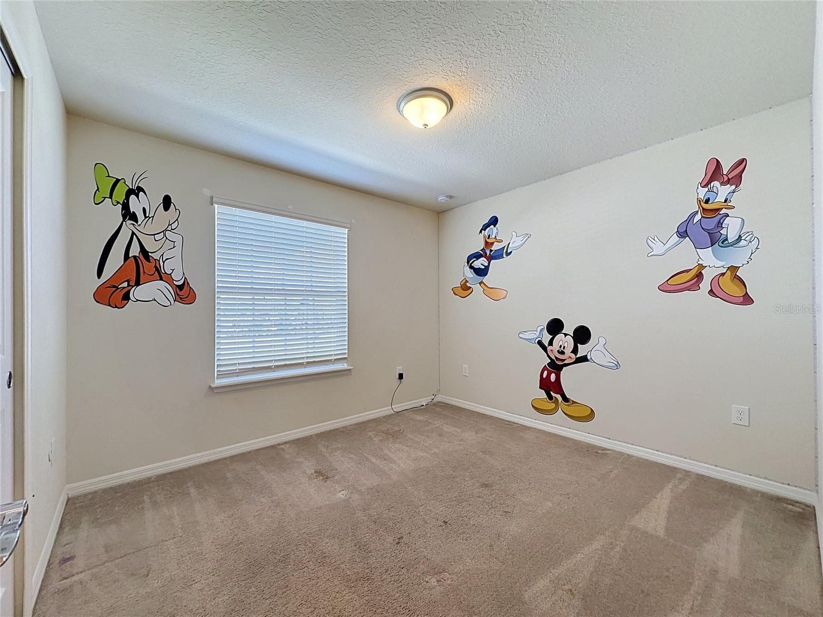 Townhouse at 920 PARADISE DR, DAVENPORT, photo 34 of 79