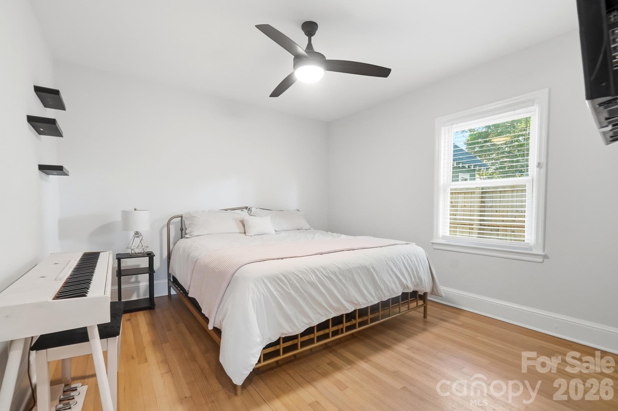 Single Family Residence at 1545 Wickford Place, Charlotte, photo 12 of 20