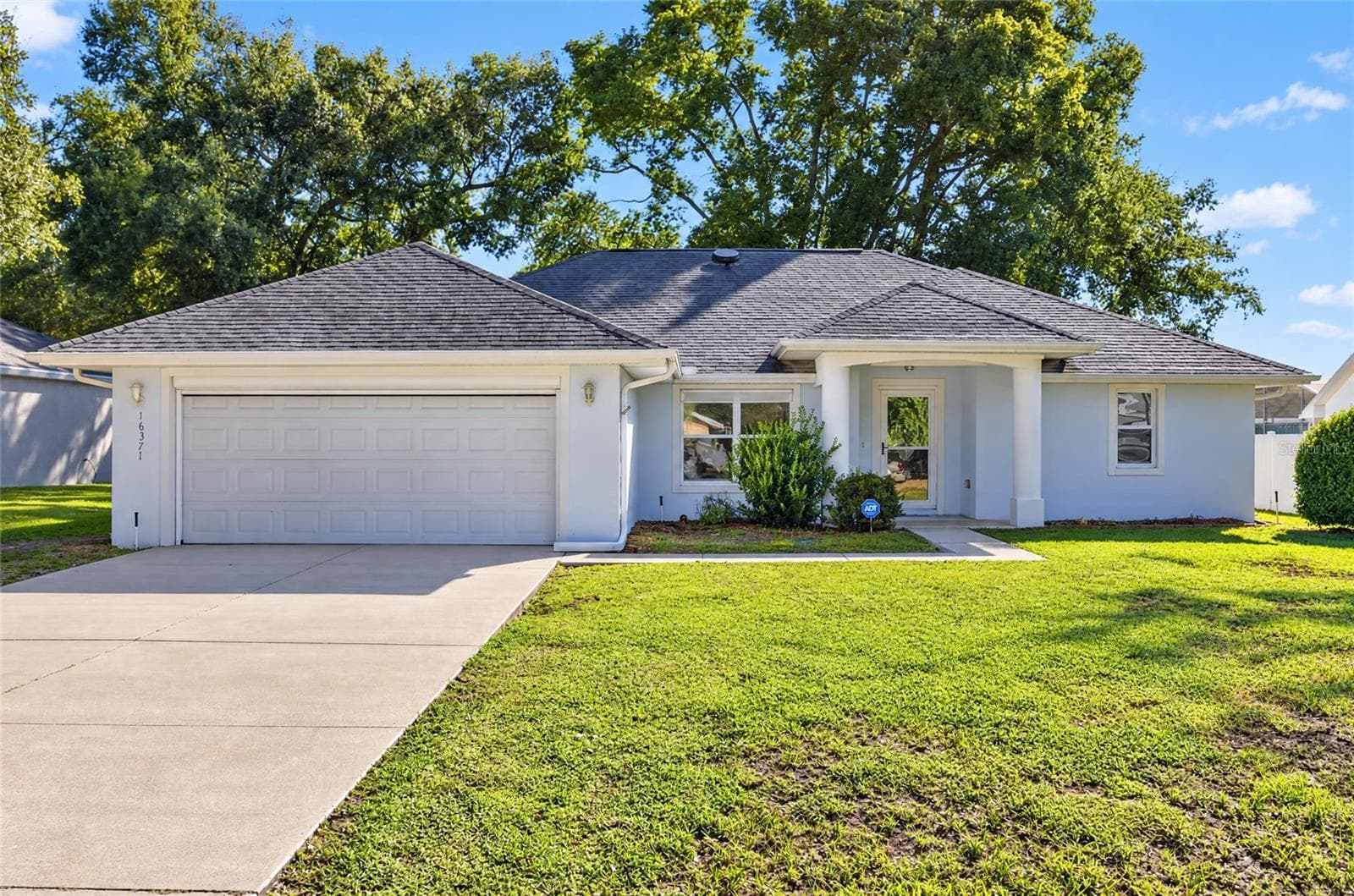 Single Family Residence at 16371 SE 83RD AVE, SUMMERFIELD, photo 2 of 30