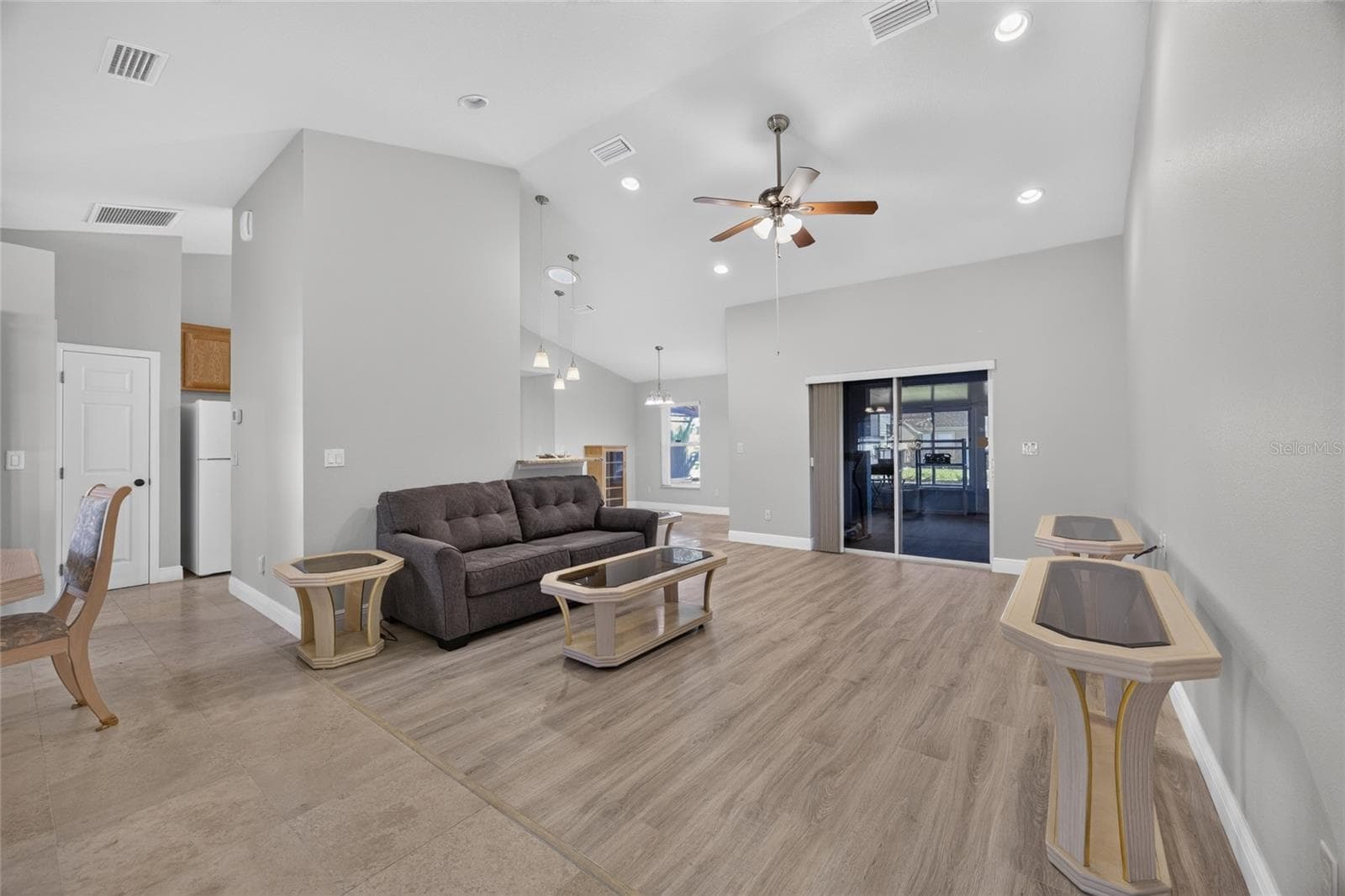 Single Family Residence at 16371 SE 83RD AVE, SUMMERFIELD, photo 6 of 30