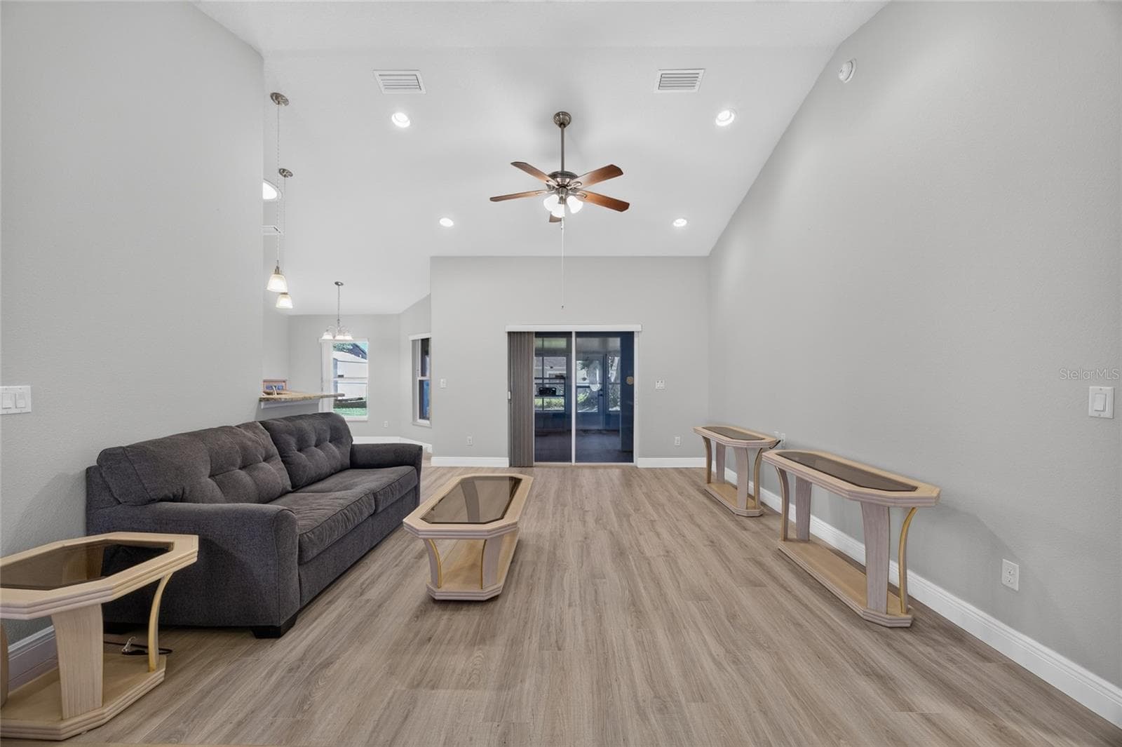 Single Family Residence at 16371 SE 83RD AVE, SUMMERFIELD, photo 7 of 30