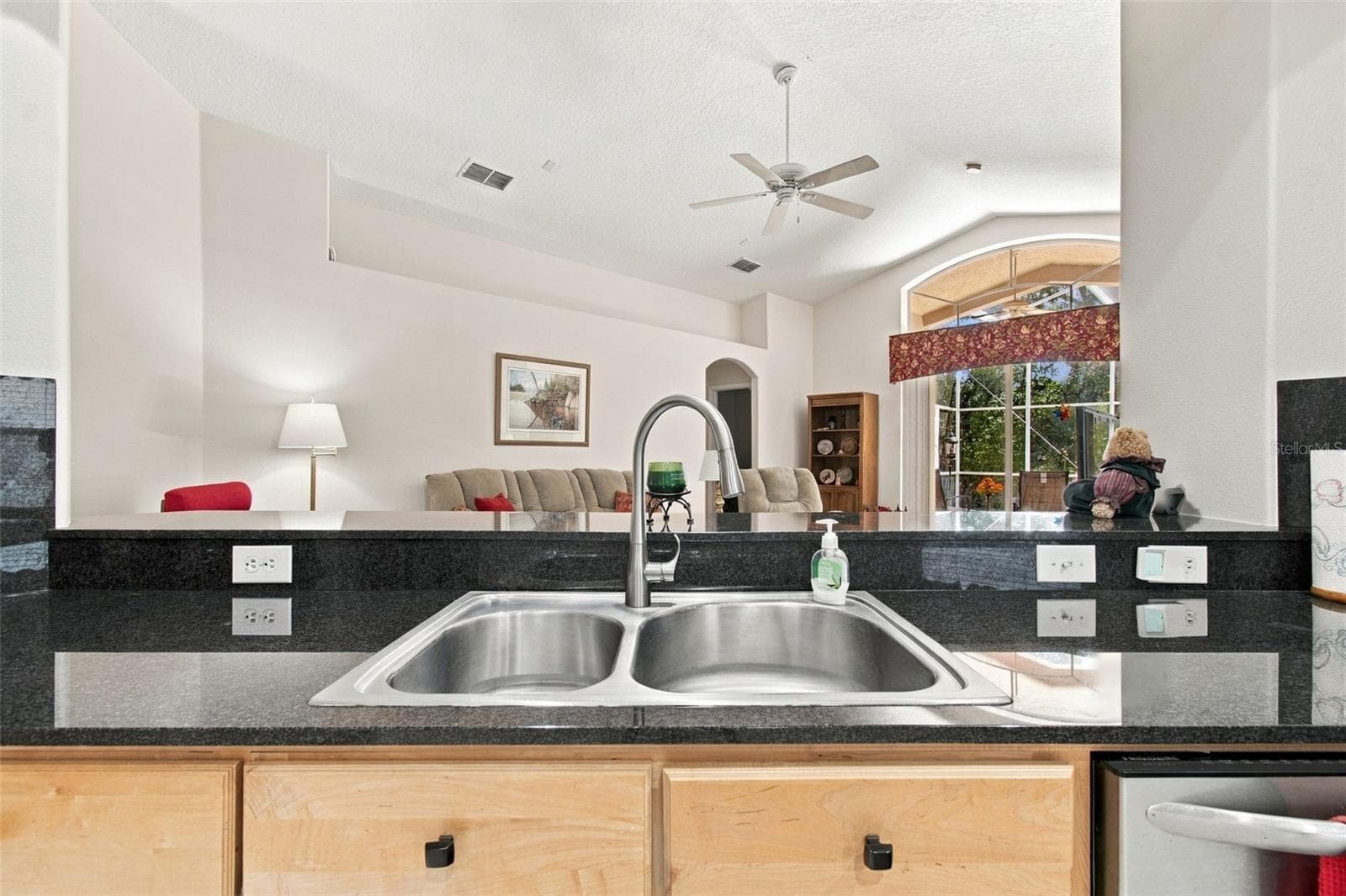 Single Family Residence at 16213 NOTTINGHAM PARK WAY, TAMPA, photo 20 of 64