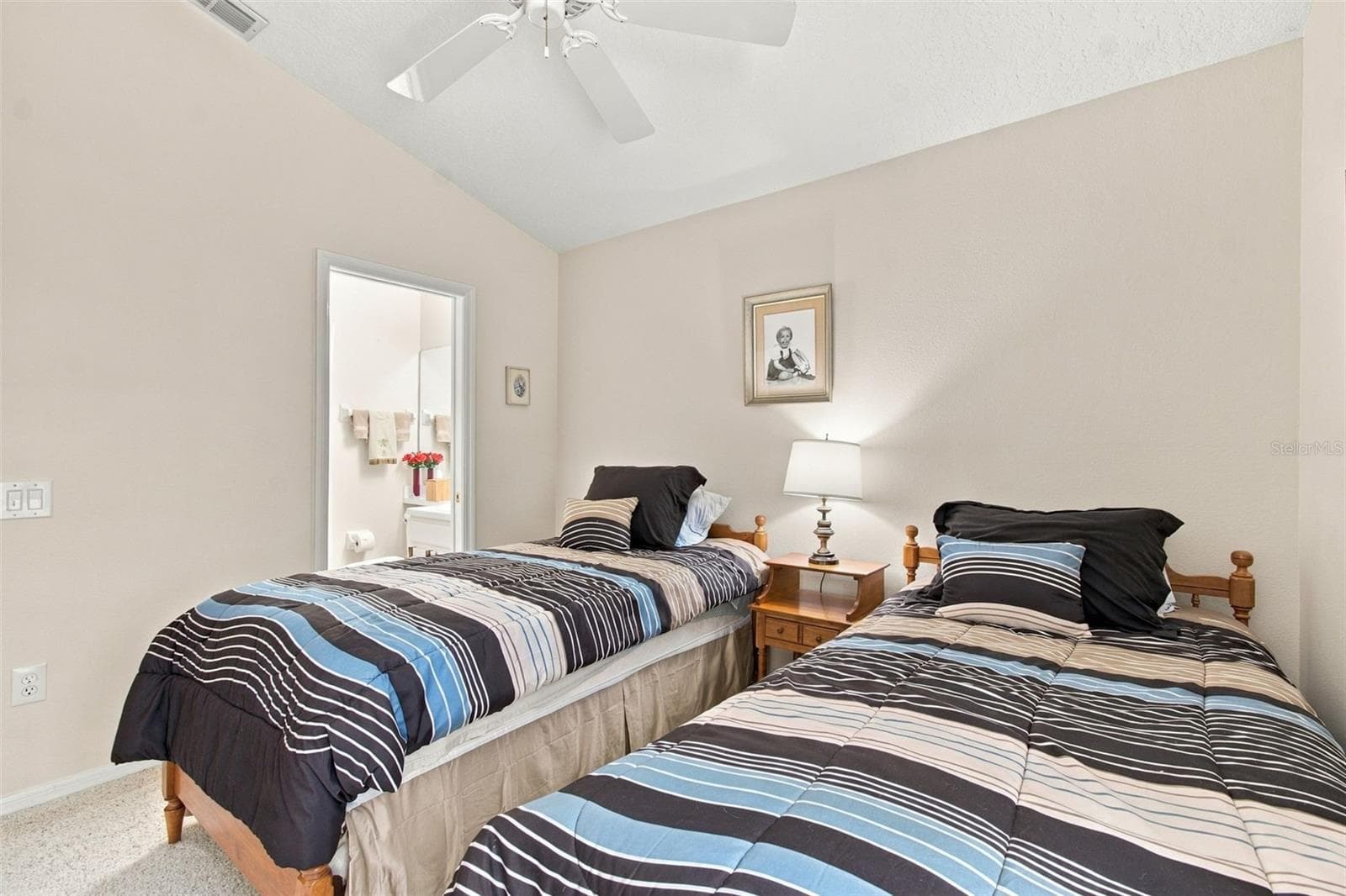 Single Family Residence at 16213 NOTTINGHAM PARK WAY, TAMPA, photo 36 of 64