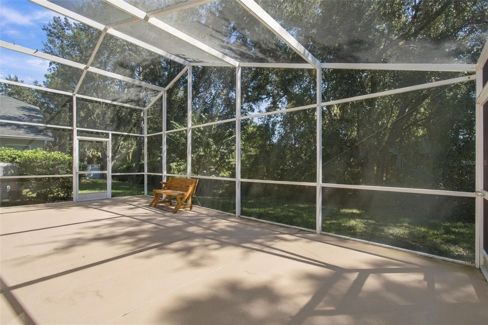 Single Family Residence at 16213 NOTTINGHAM PARK WAY, TAMPA, photo 44 of 64