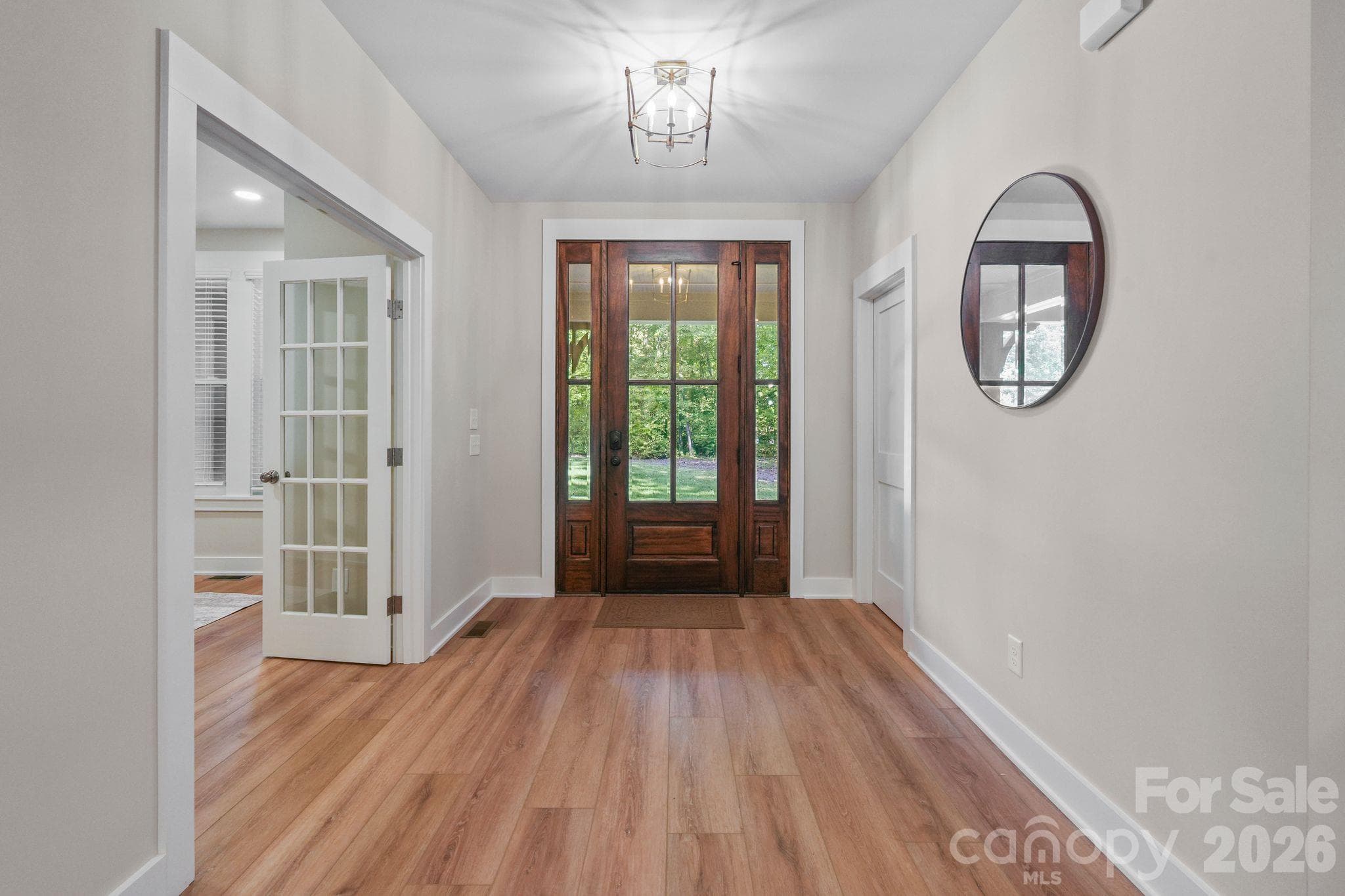 Single Family Residence at 2866 Backwoods Trail, Denver, photo 7 of 44