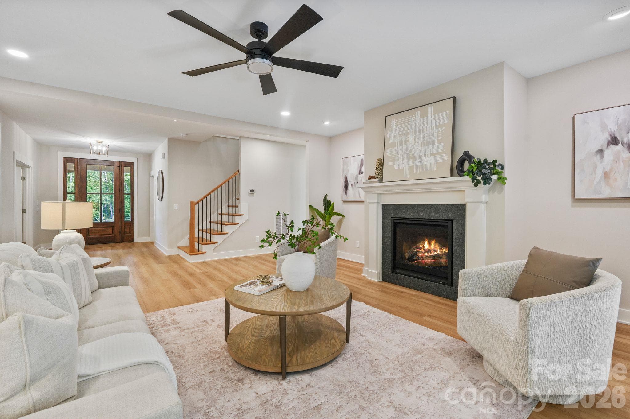 Single Family Residence at 2866 Backwoods Trail, Denver, photo 11 of 44