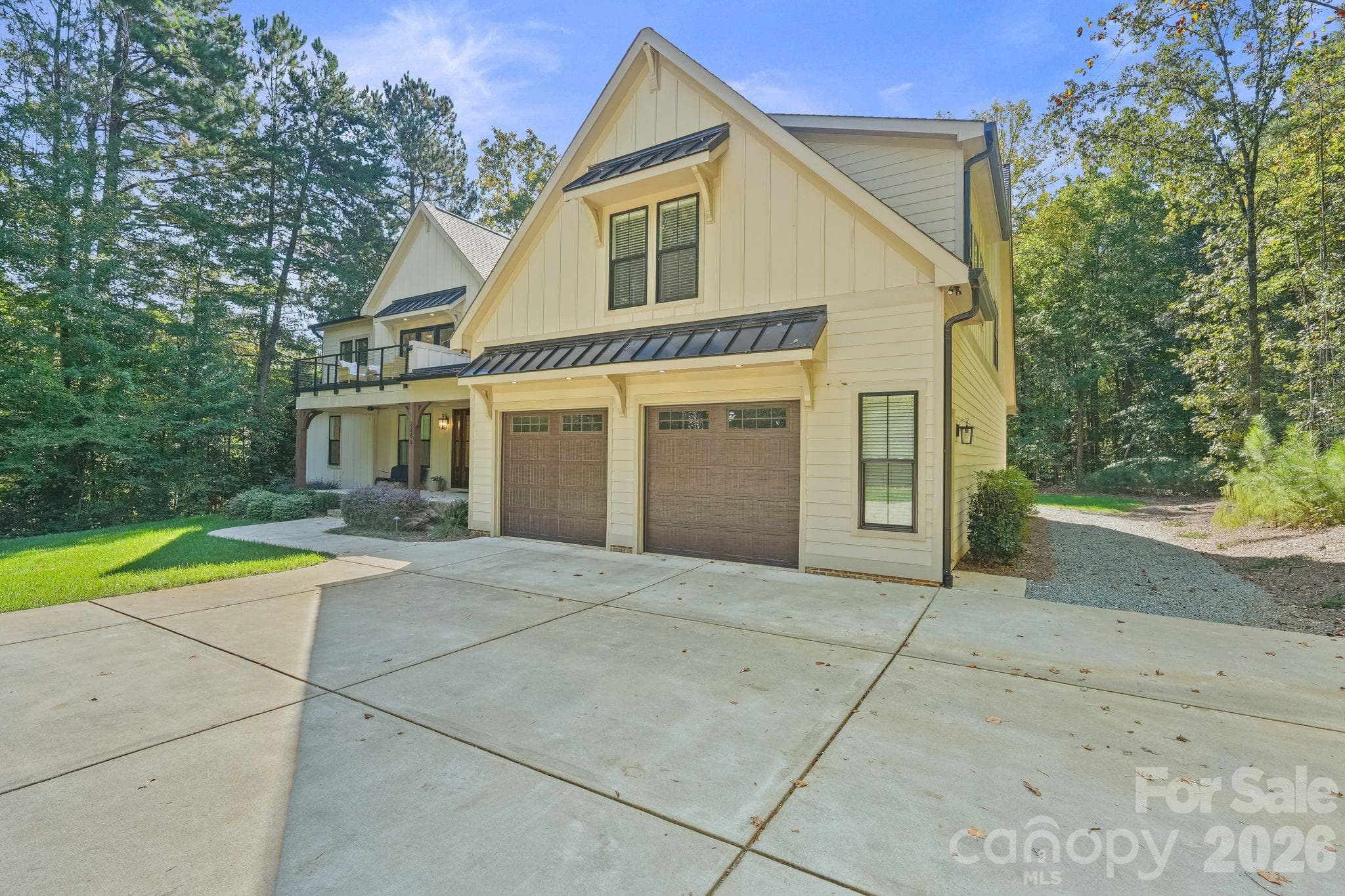 Single Family Residence at 2866 Backwoods Trail, Denver, photo 35 of 44
