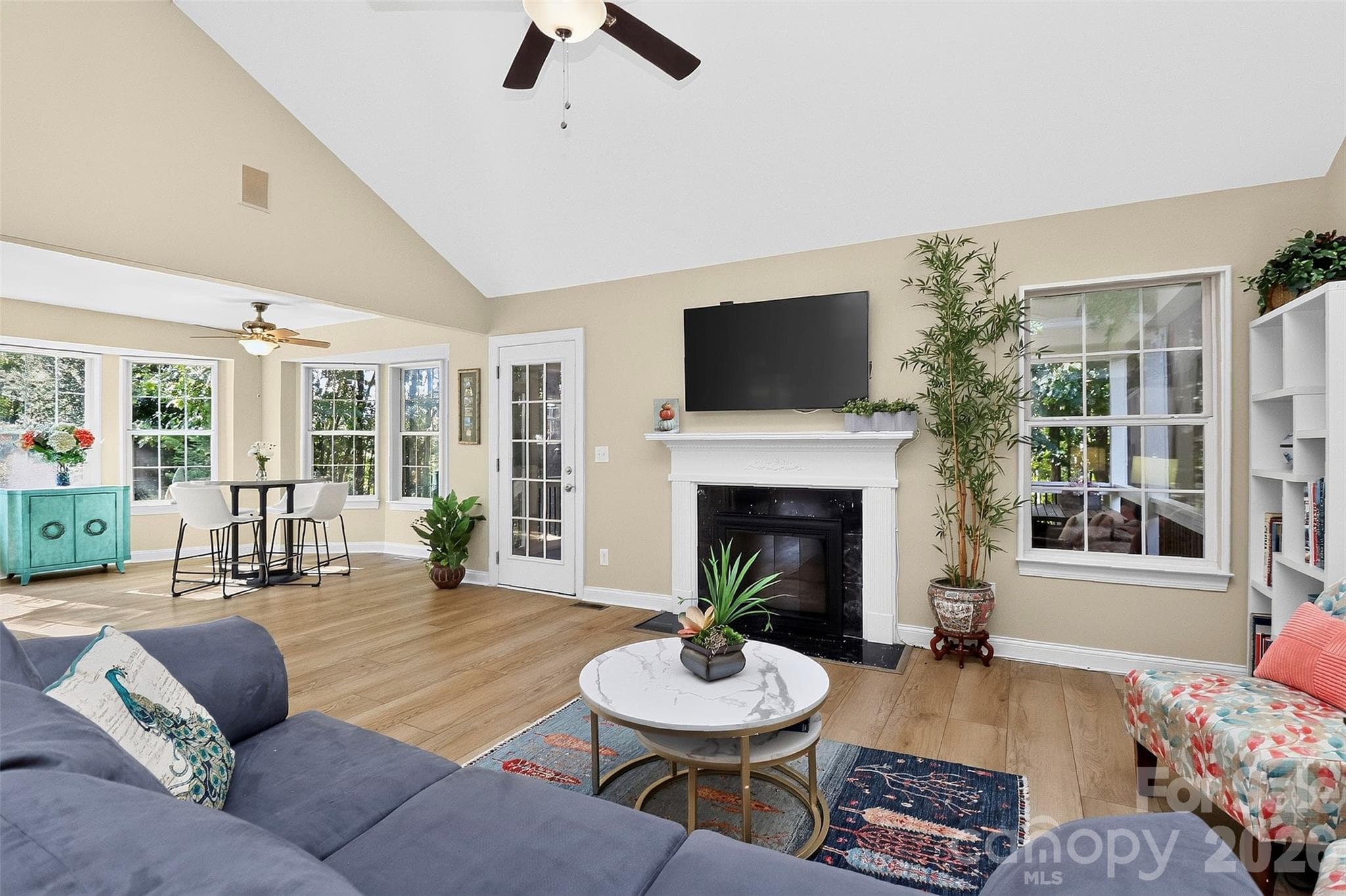 Single Family Residence at 15703 Edenfield Drive, Huntersville, photo 5 of 40