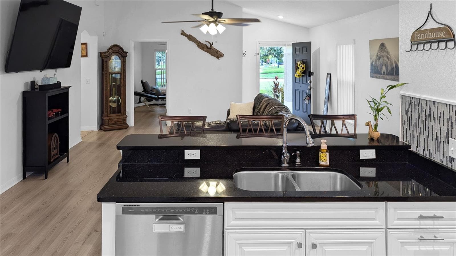 What a great view from the Center of your Home! - 15637 CARINA DR, ORLANDO