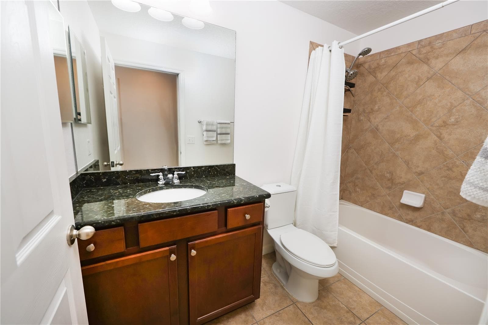 SECOND Bath! - 15637 CARINA DR, ORLANDO
