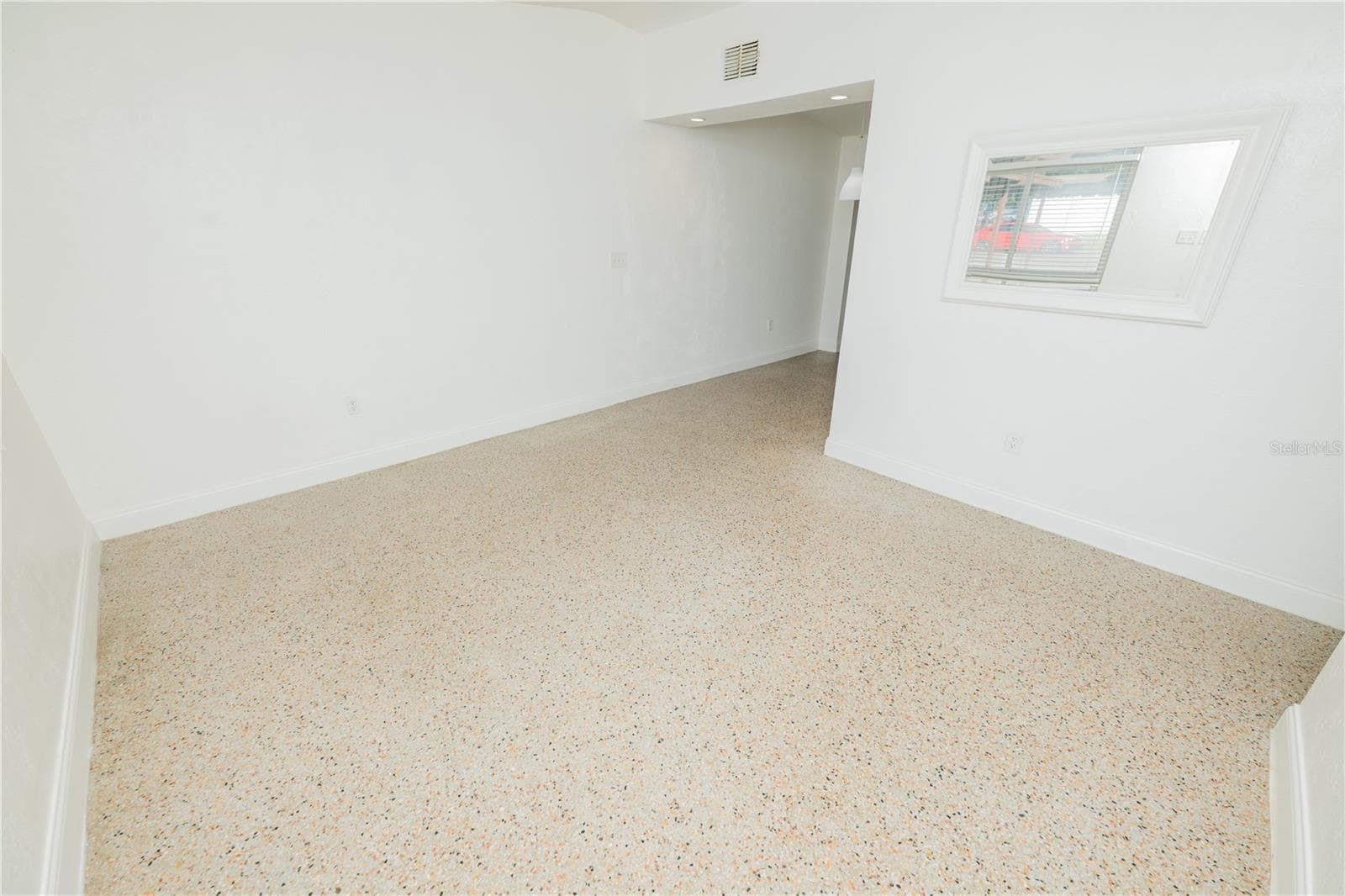 Single Family Residence at 6601 HARVEY ST W, ORLANDO, photo 9 of 28